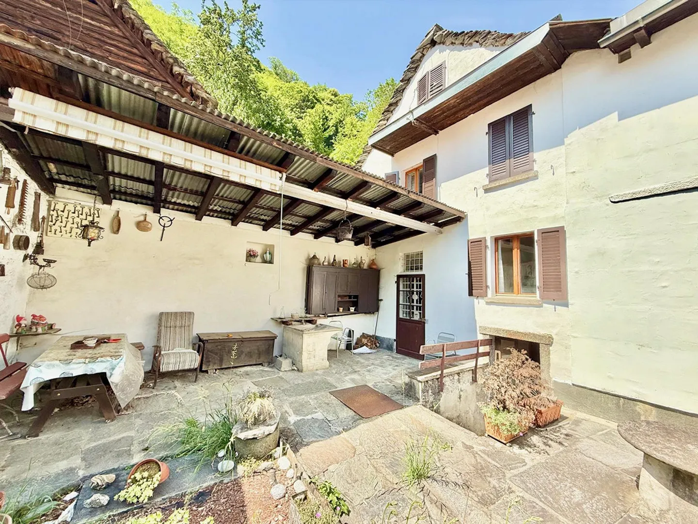 Großes Tessiner Haus - Tessinerhaus mit Garten - Foto 4 von 23