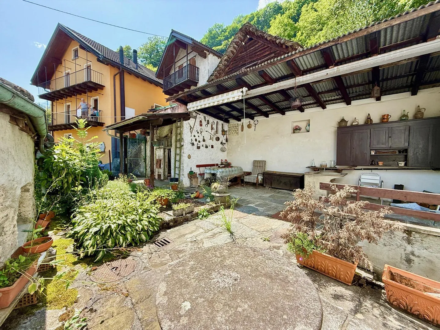Großes Tessiner Haus - Tessinerhaus mit Garten - Foto 16 von 23