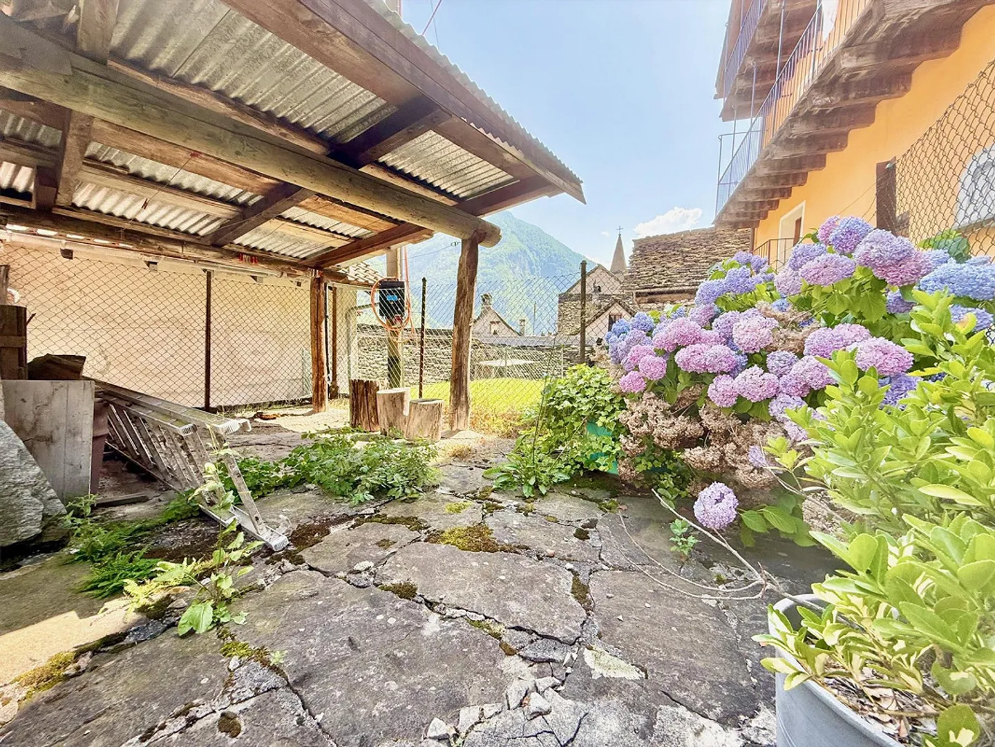 Großes Tessiner Haus - Tessinerhaus mit Garten - Foto 17 von 23