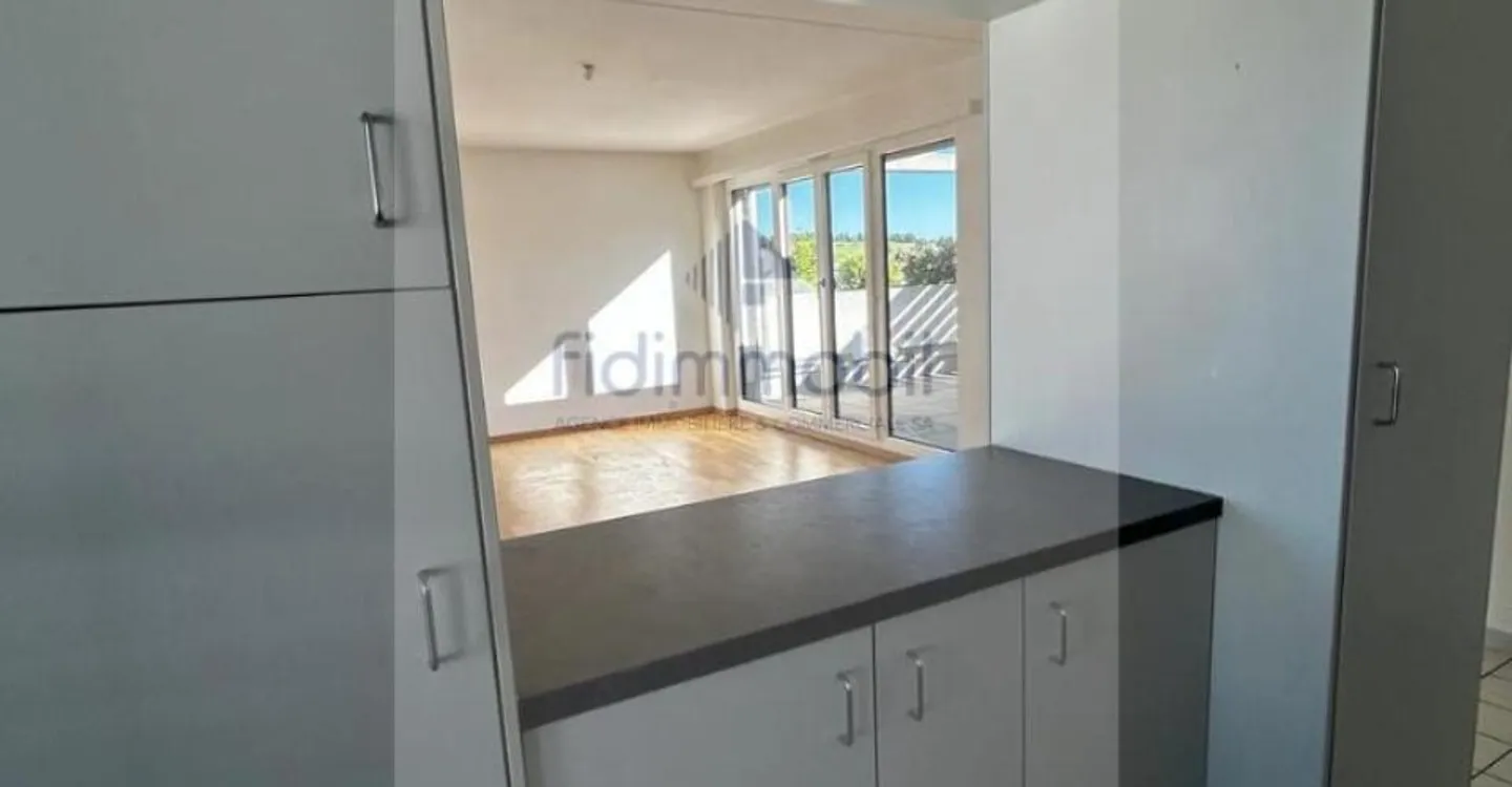 Charmant appartement 4.5 pièces - Photo 5 sur 12