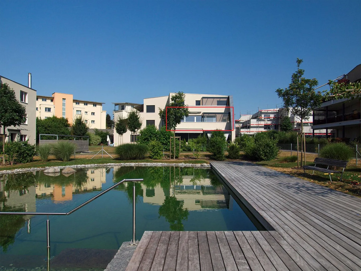 Condominium moderne de 3,5 pièces de 95 m2 avec belle vue - Photo 2 sur 19
