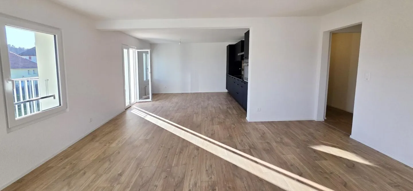 Magnifico appartamento ristrutturato di 4,5 locali con balcone a Montet - Foto 2 di 11