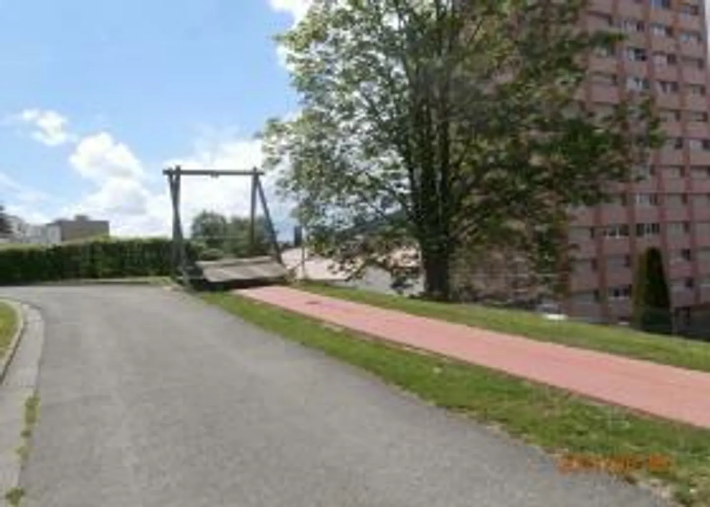 Charmant appartement 4.5 pièces - Photo 8 sur 12