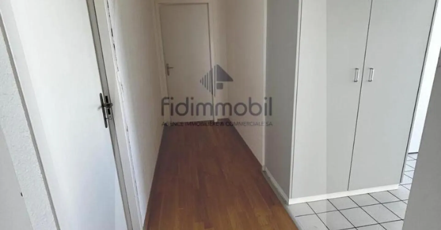 Charmant appartement 4.5 pièces - Photo 9 sur 12