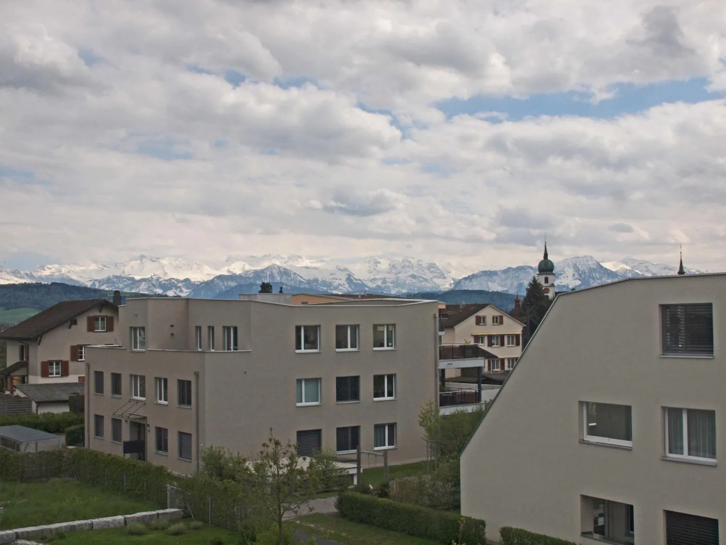 Condominium moderne de 3,5 pièces de 95 m2 avec belle vue - Photo 14 sur 19