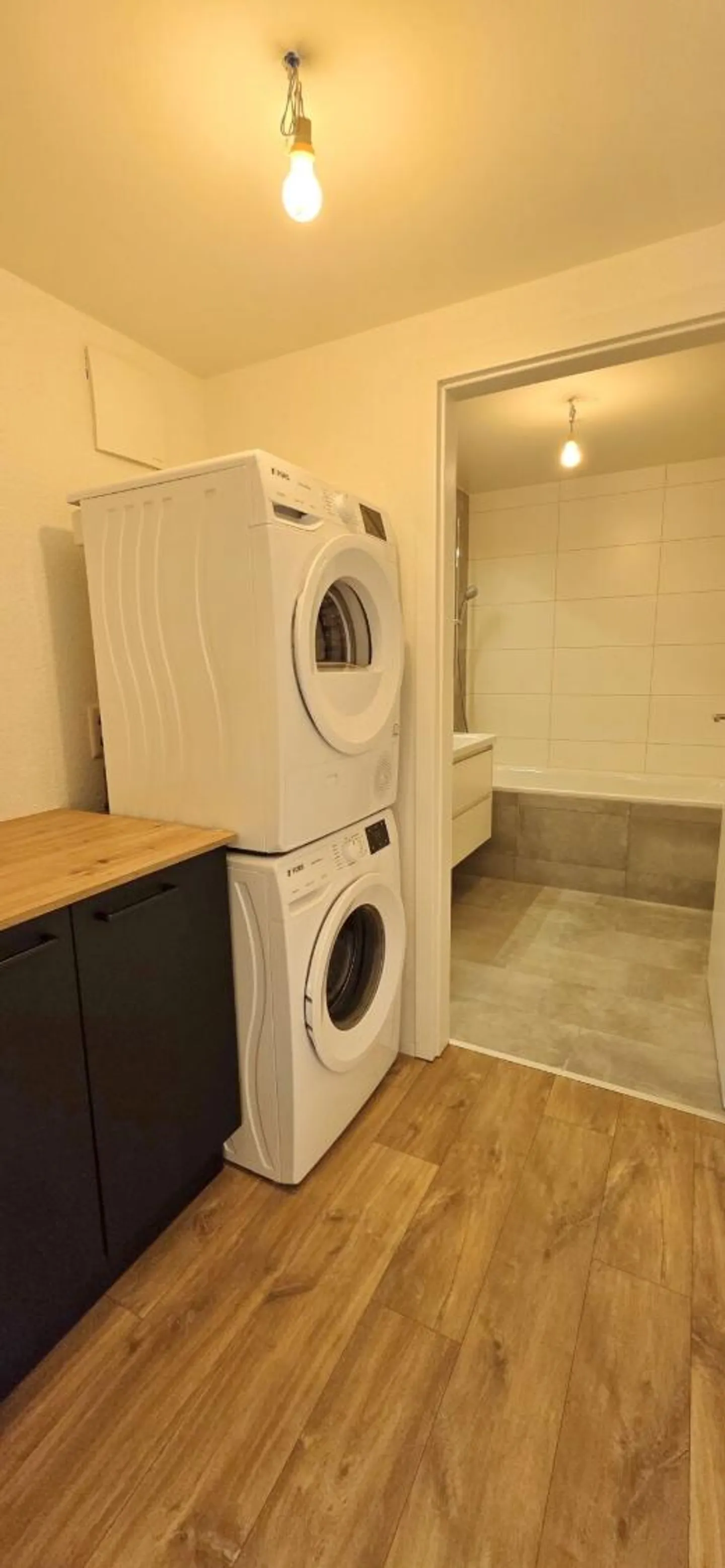 Magnifico appartamento ristrutturato di 4,5 locali con balcone a Montet - Foto 9 di 11