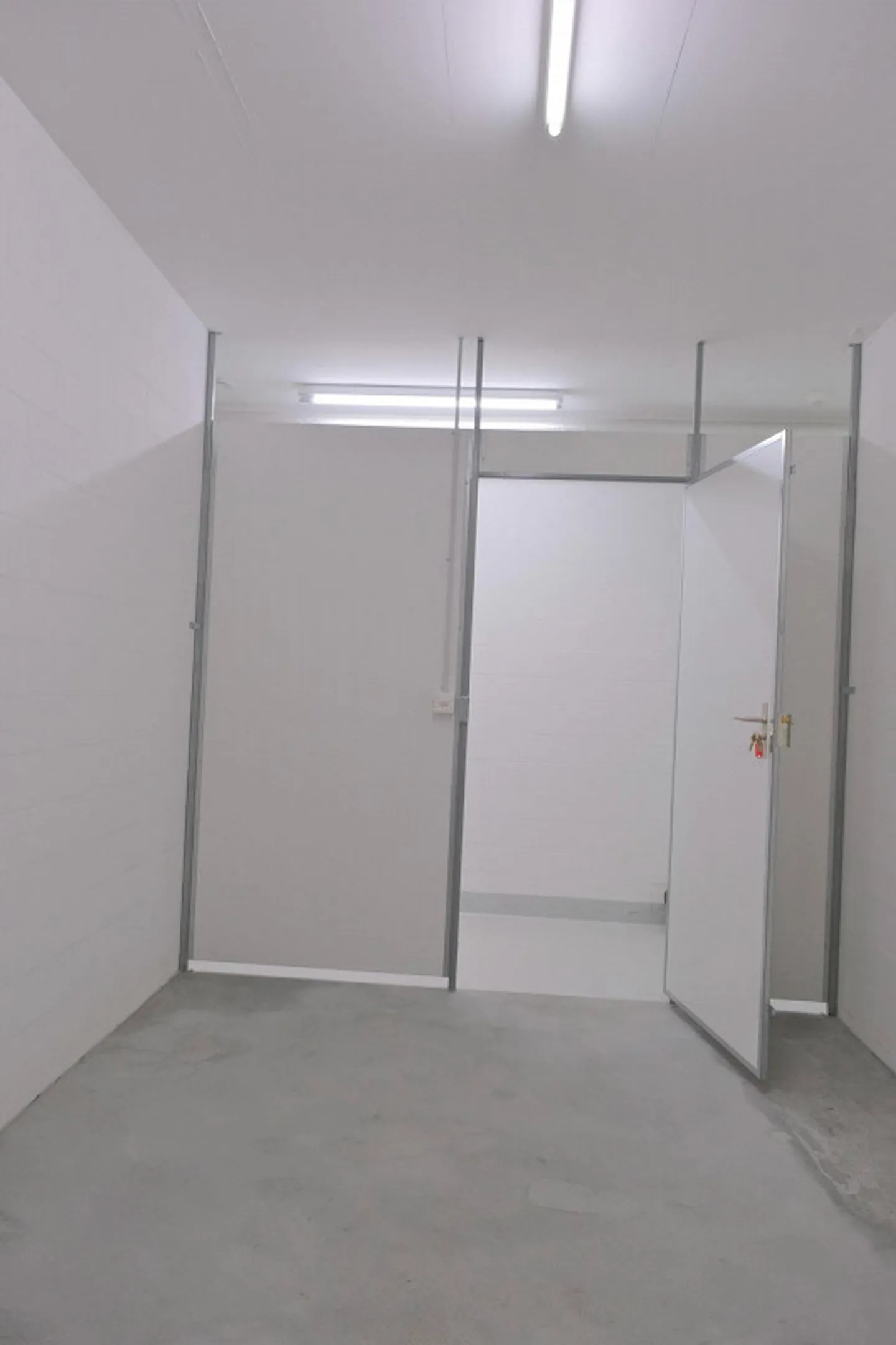 Condominium moderne de 3,5 pièces de 95 m2 avec belle vue - Photo 17 sur 19
