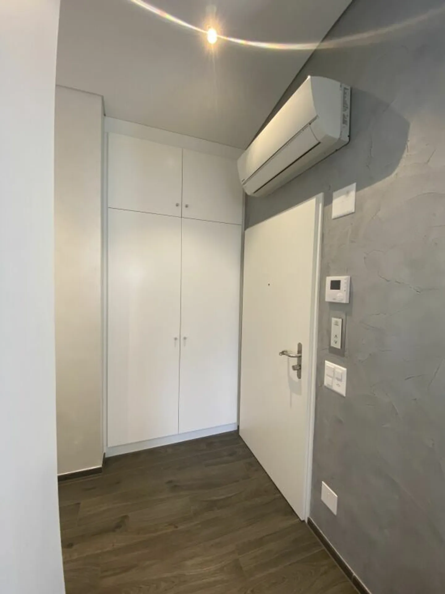 Attico elegante con terrazzo privato - Foto 6 di 25