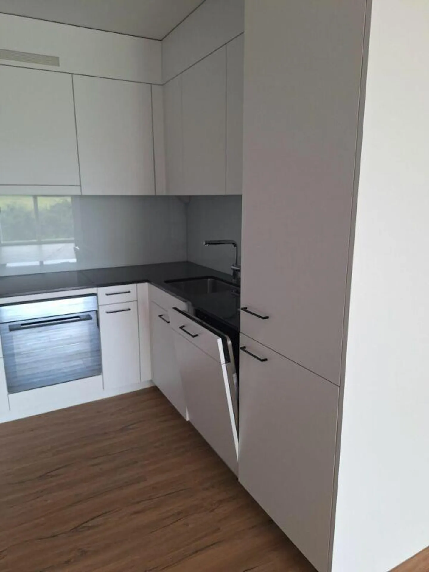 Erstvermietung: 2.5 Zimmerwohnung mit 61m2 - Foto 3 von 7