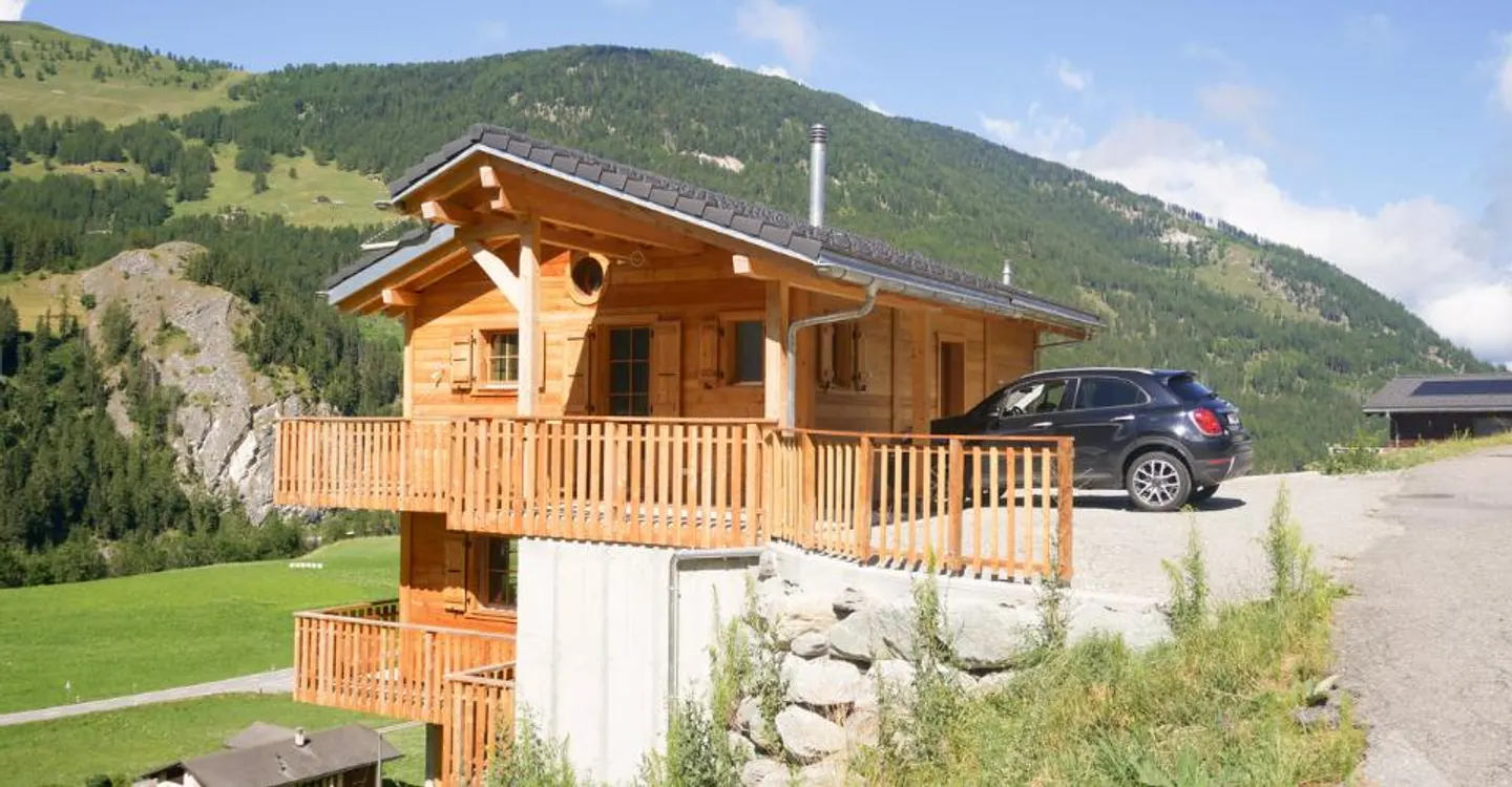 Wunderschönes neues Chalet in Liddes! Tolle Sonneneinstrahlung und schöner Ausblick! - Foto 1 von 13