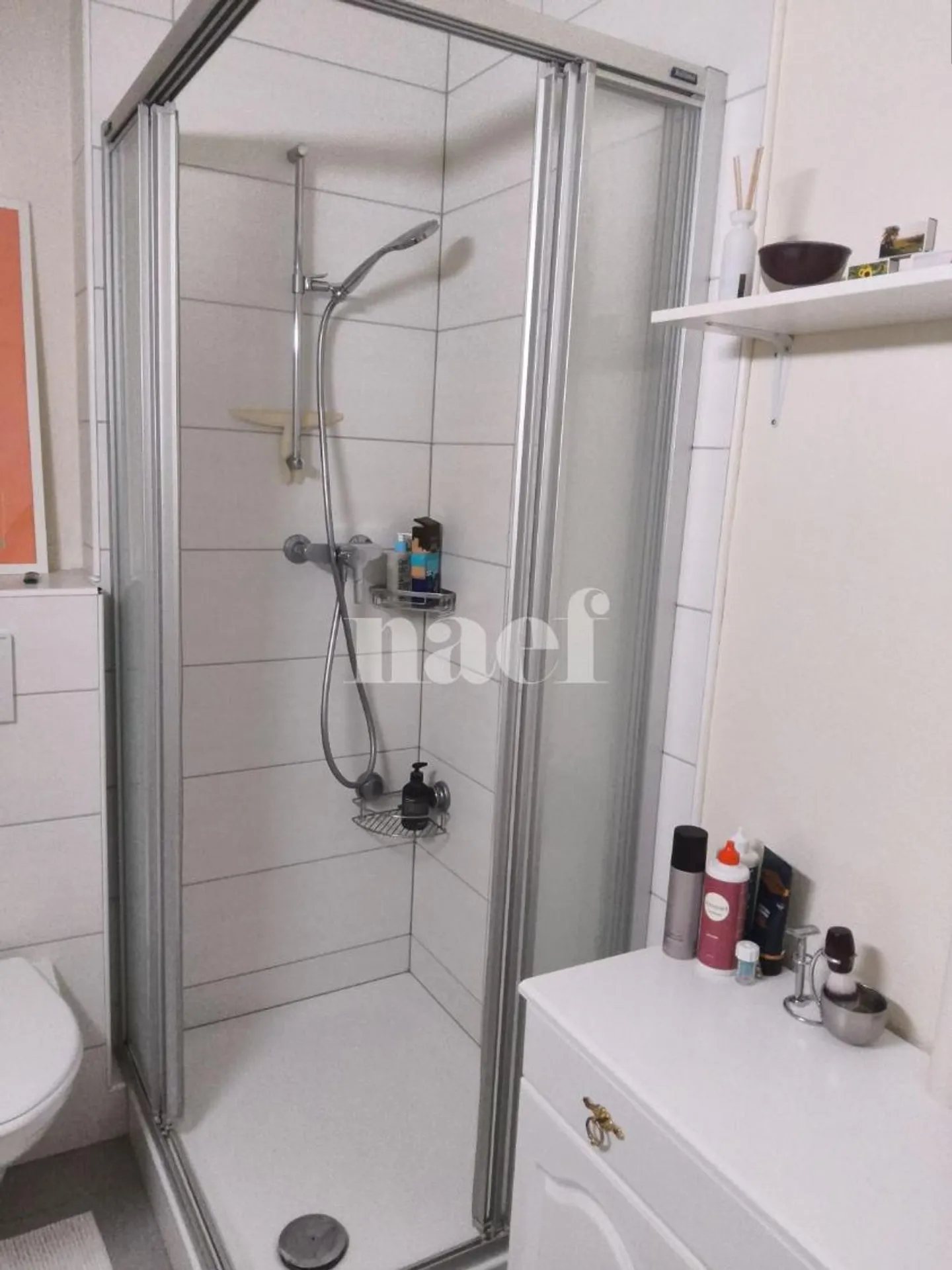 Appartement avec 2,5 pièces dans le centre-ville de Neuchâtel - Photo 6 sur 7