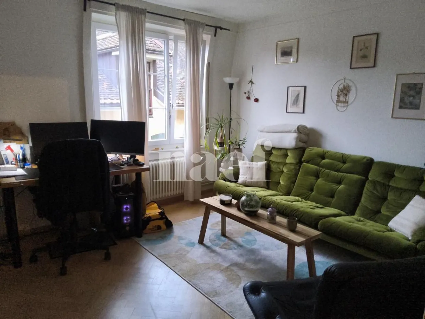 Appartement avec 2,5 pièces dans le centre-ville de Neuchâtel - Photo 3 sur 7