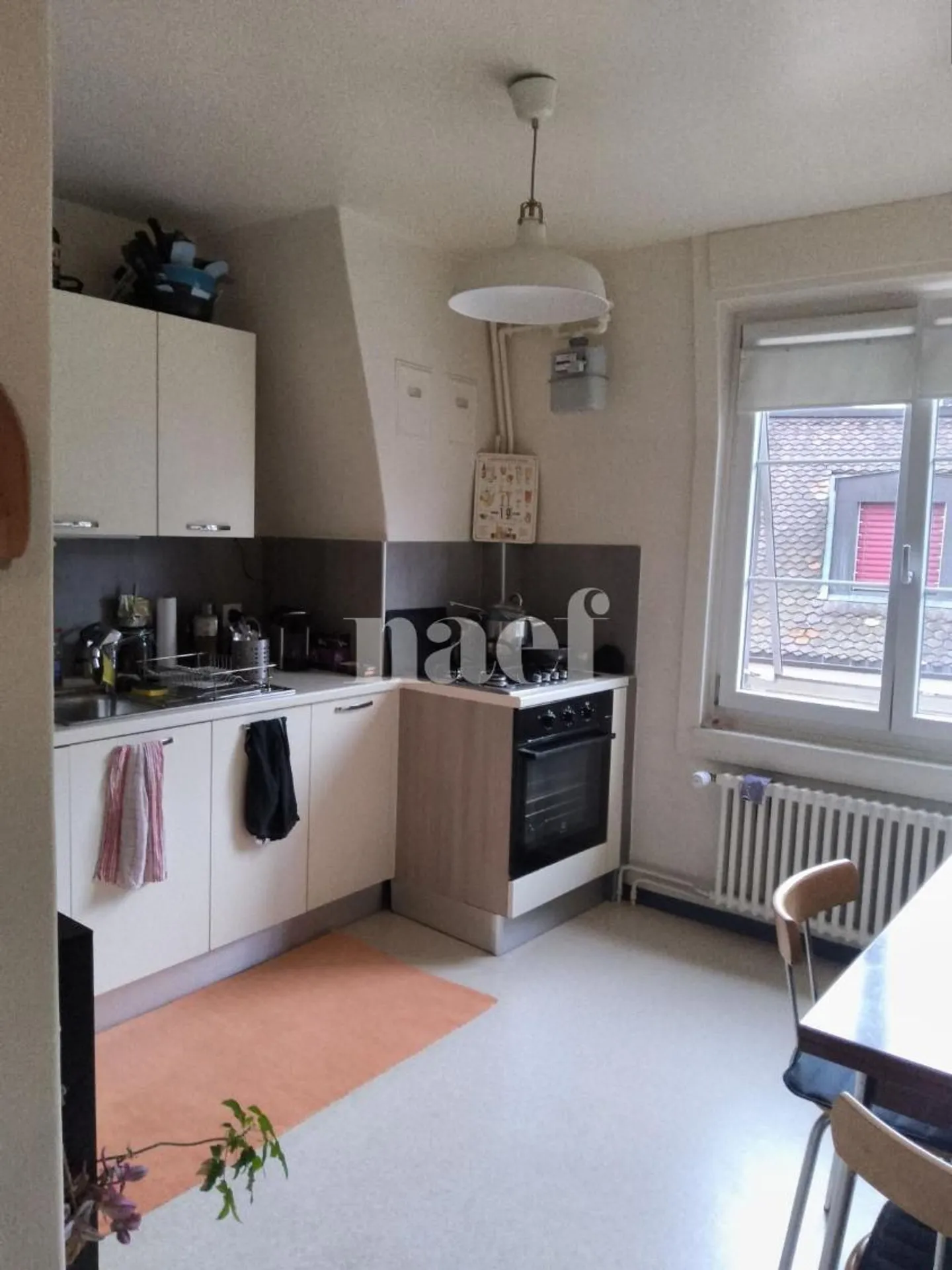 Appartement avec 2,5 pièces dans le centre-ville de Neuchâtel - Photo 4 sur 7