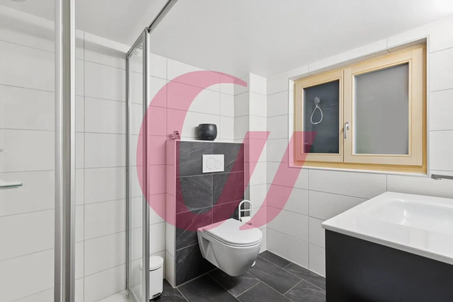 Haus mit 2 Wohnungen in Jaun! - Foto 6 von 12