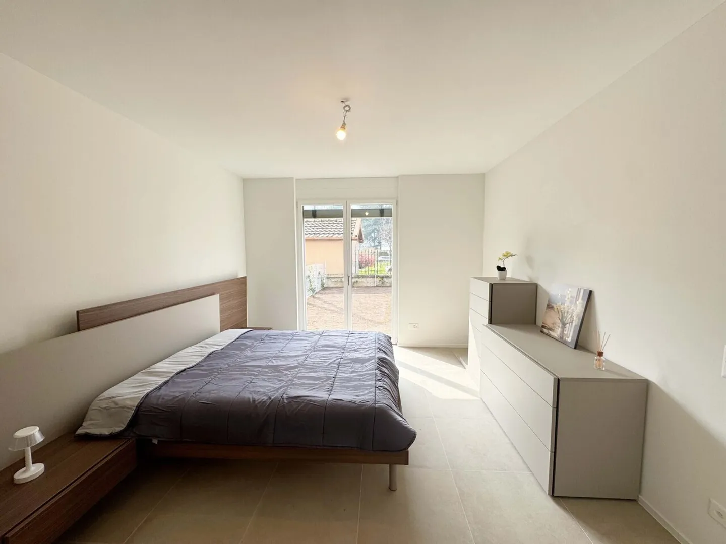 NEW 4.5 ROOMS WITH PRIVATE GARDEN IN ELEGANT RESIDENCE - Photo 8 of 13