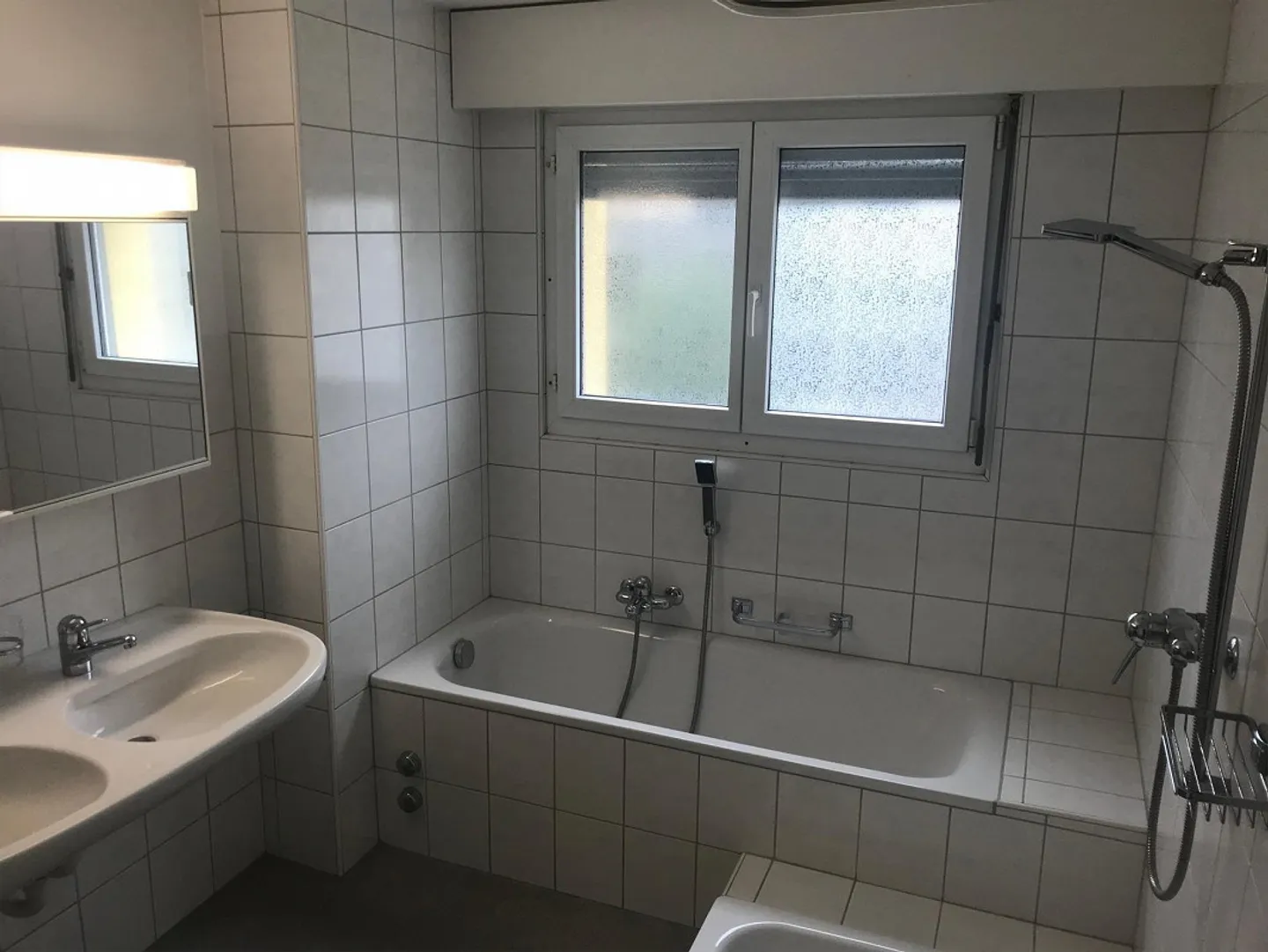 Appartamento in una posizione centrale - Foto 3 di 8