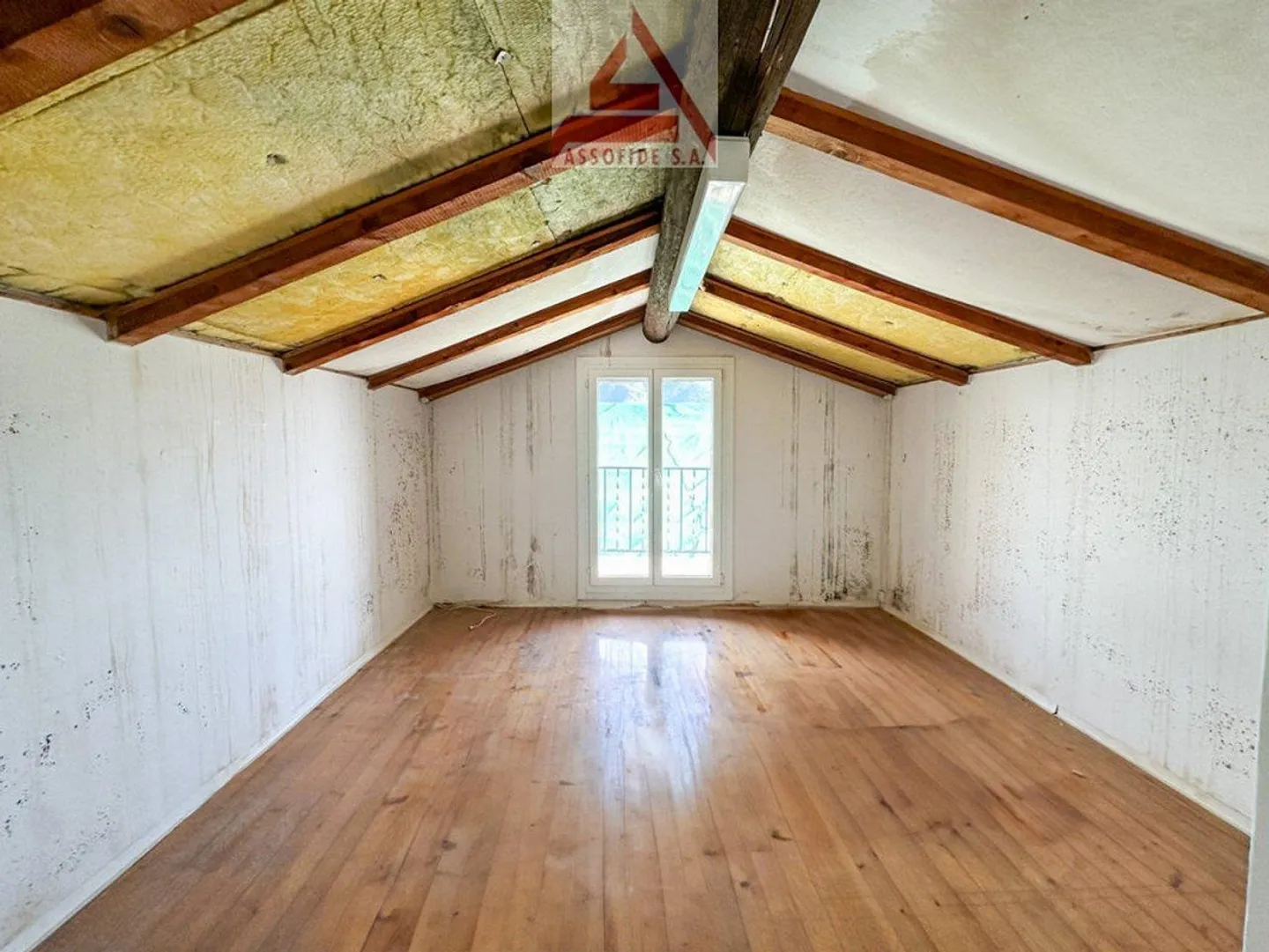 Ticinese house with 4.5 rooms / 4.5 - Zimmer - Tessinerhaus - Photo 3 of 5