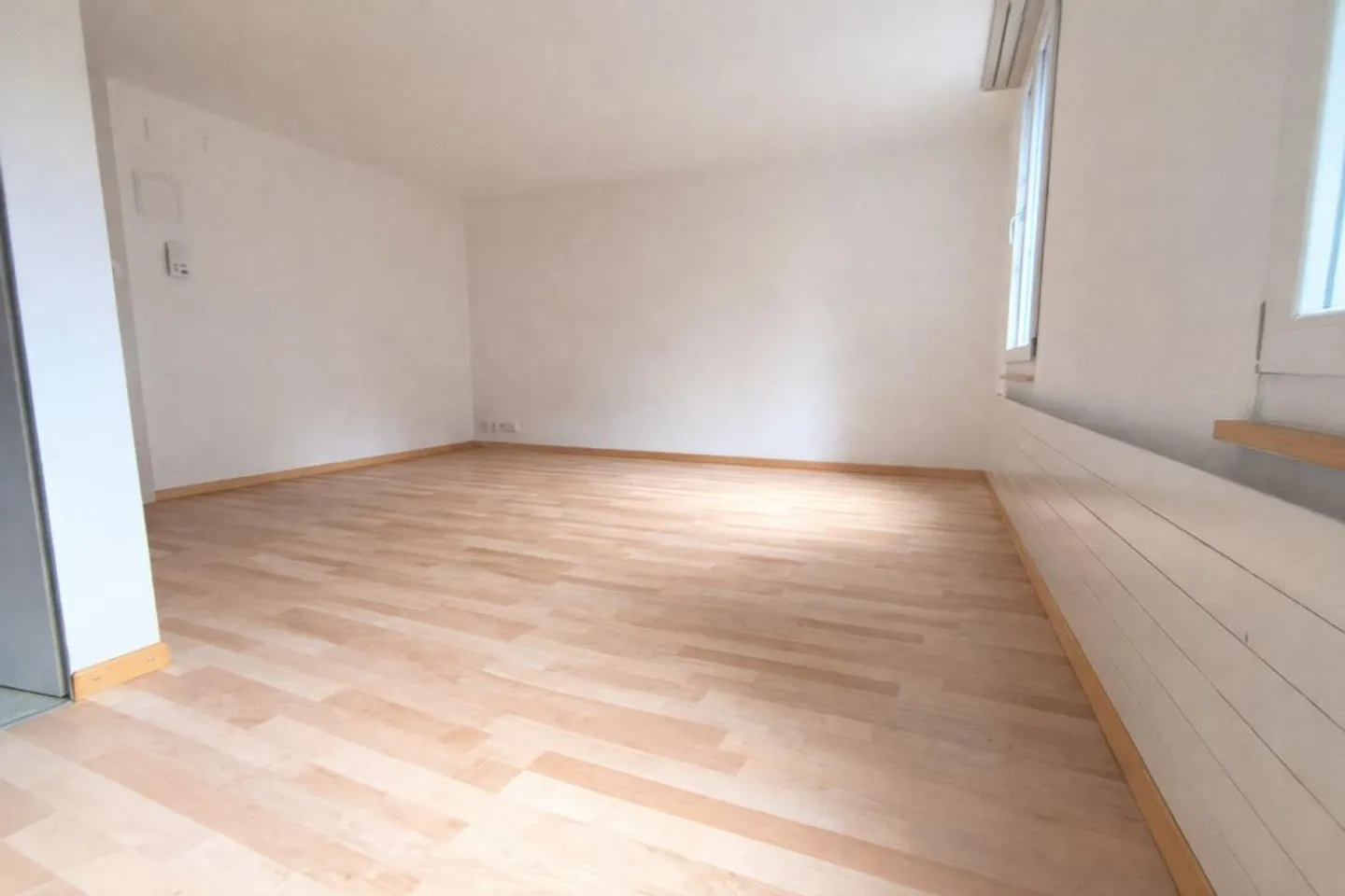 Charming 1-room apartment in St. Gallen with new kitchen - Photo 2 of 4
