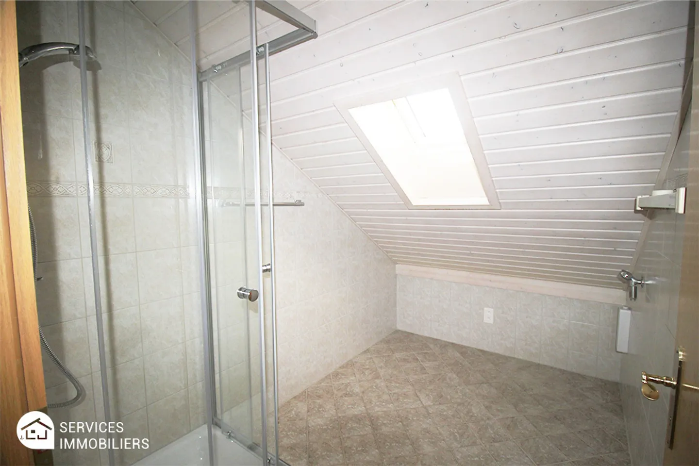 Attique à vendre - Photo 10 sur 13