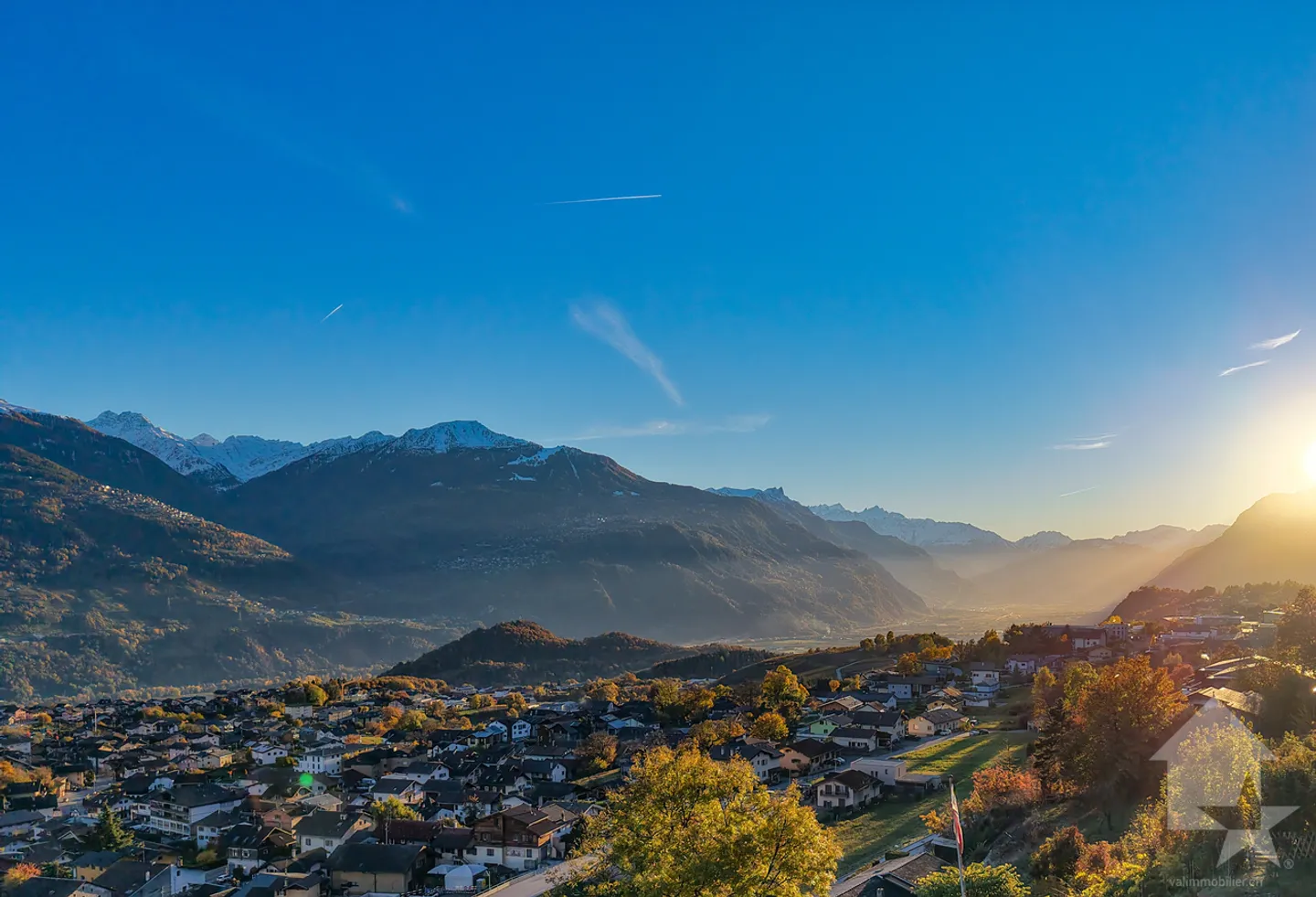 Beautiful Apartment 4.5 Rooms, New, Stunning View, Quiet, Optimal Sun Exposure - Photo 4 of 12