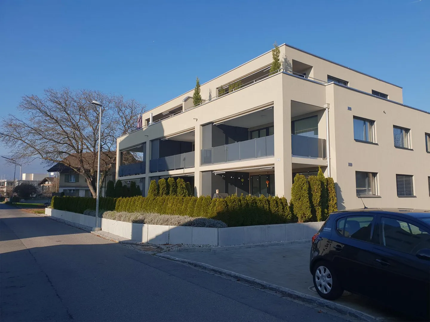 Appartamento moderno con grande terrazza - Foto 1 di 12