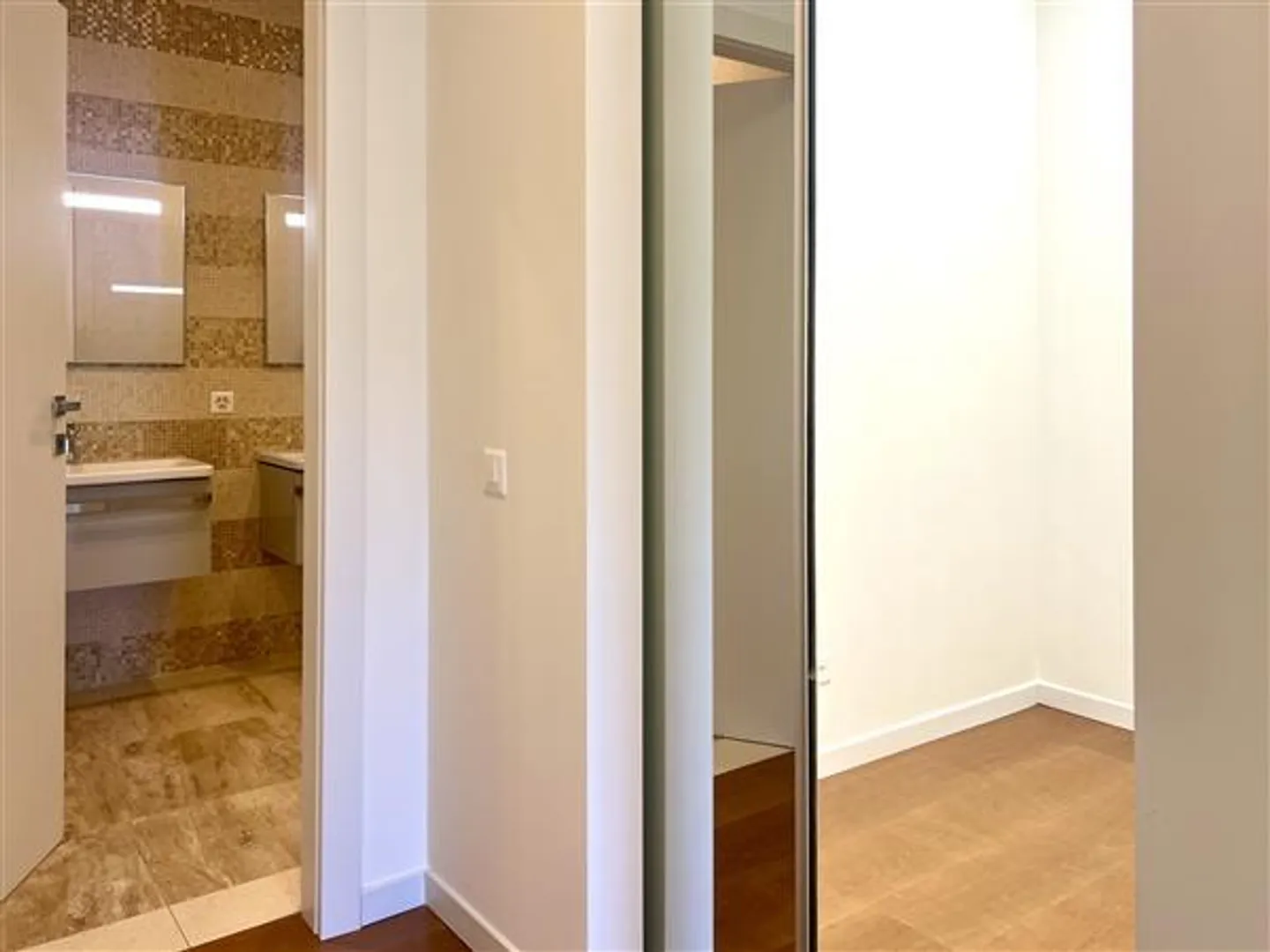 Bissone: 5.5-Zimmer-Wohnung - Foto 8 di 13