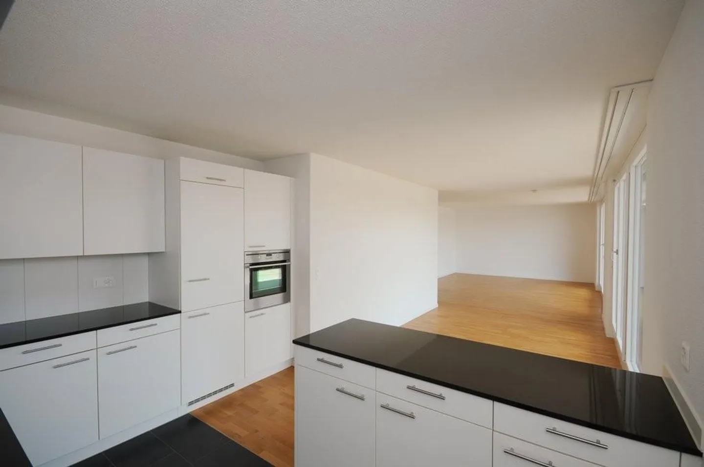 Your new dream apartment - Photo 6 of 10