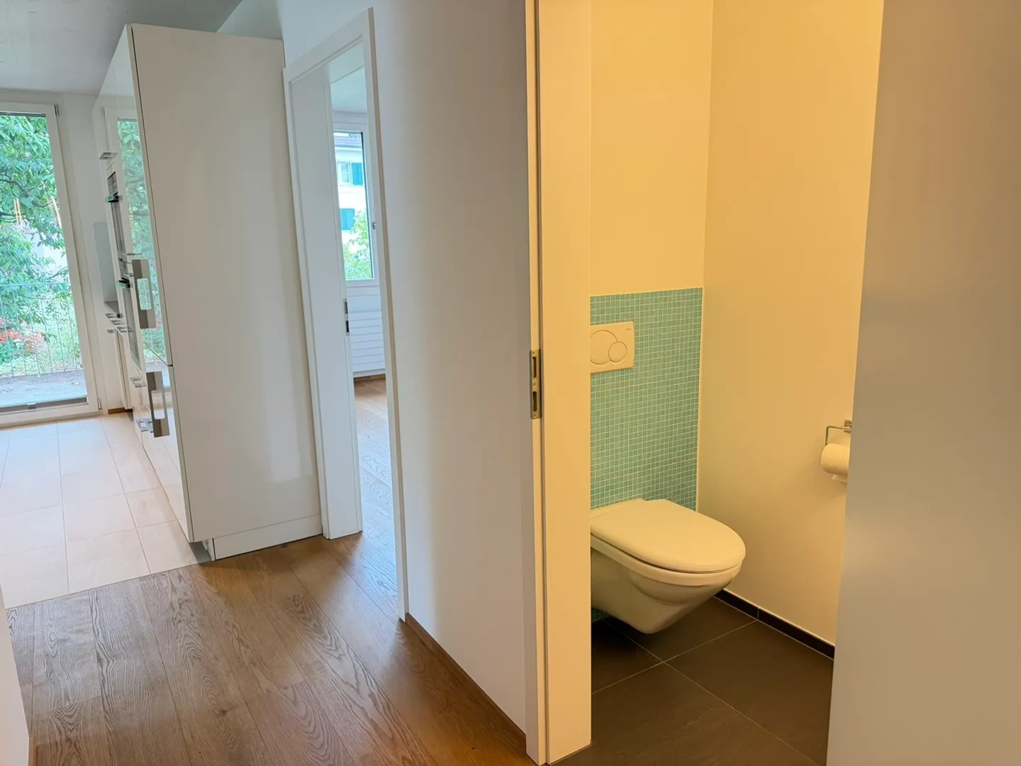 Arrive and feel at home: Charming single-family house with garden - Photo 15 of 17