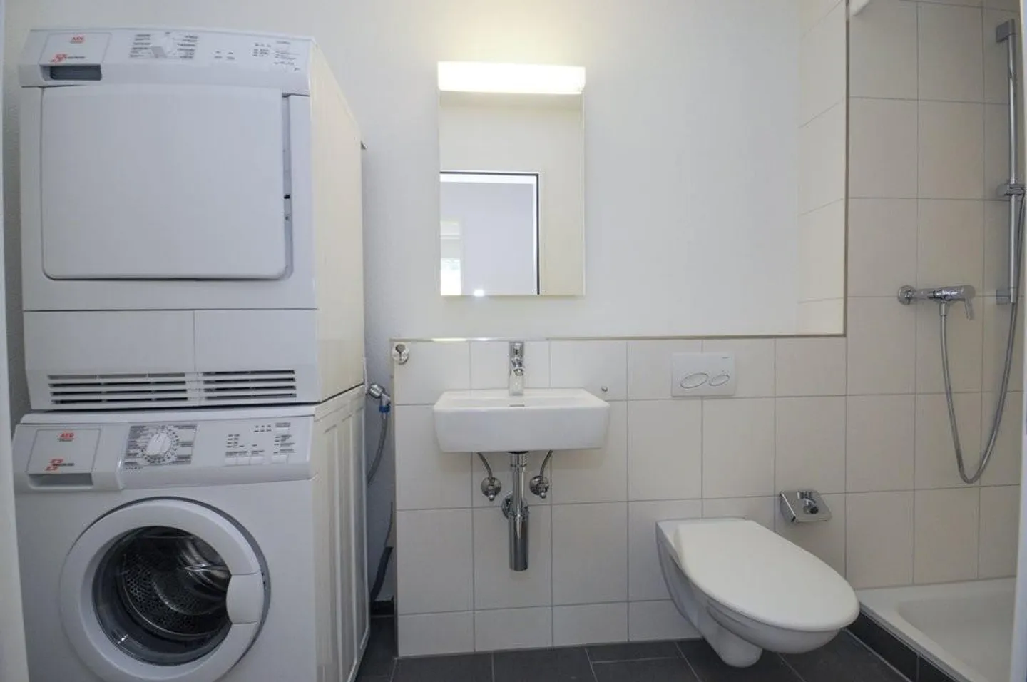 Your new dream apartment - Photo 8 of 10