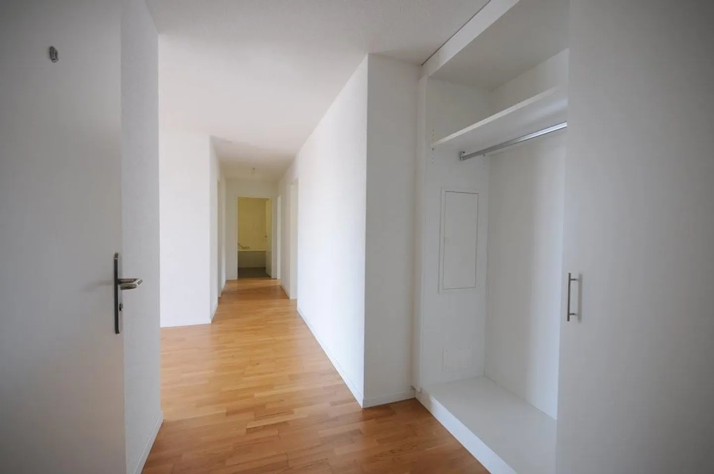 Your new dream apartment - Photo 9 of 10