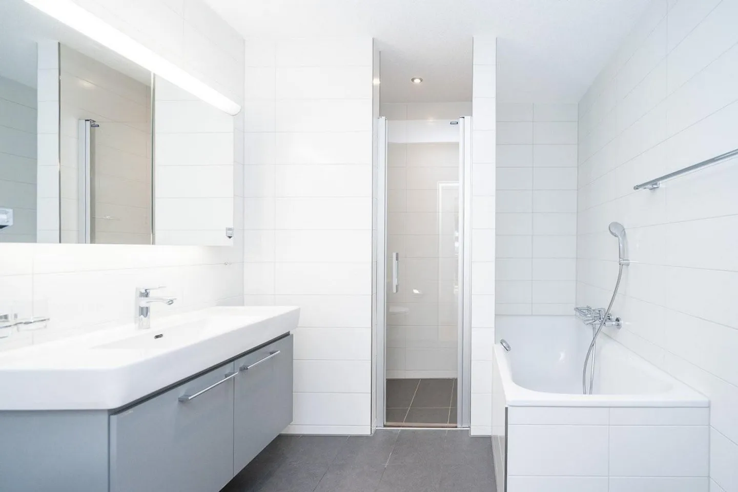 Wohnung mieten - Foto 3 von 8