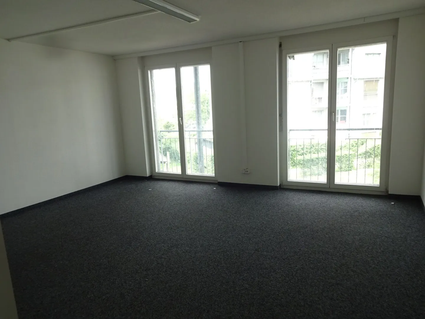 Ampio ufficio di 57m² - Tanto spazio per le tue idee - Foto 3 di 5
