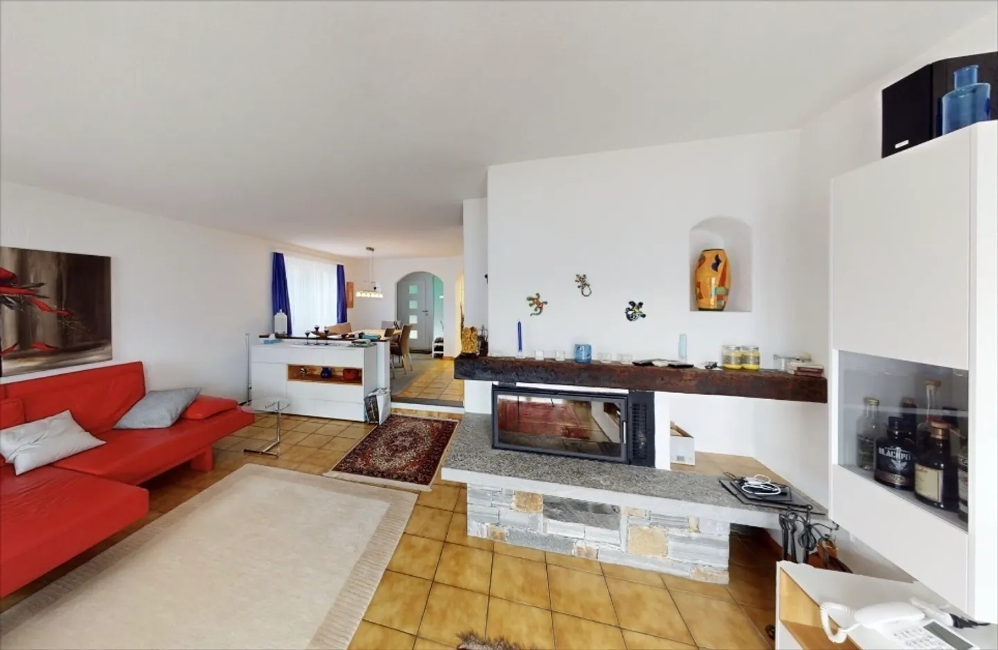 Casa unifamiliare con piscina all'aperto e vista lago - Foto 9 di 20