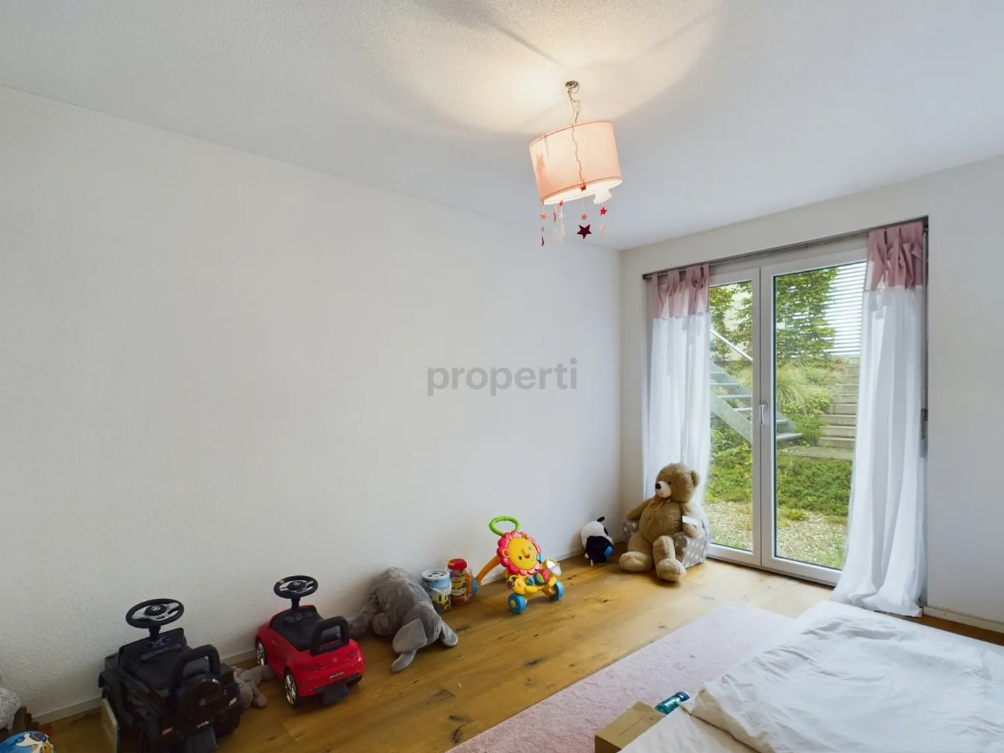 4.5 Room Apartment - Photo 5 of 9