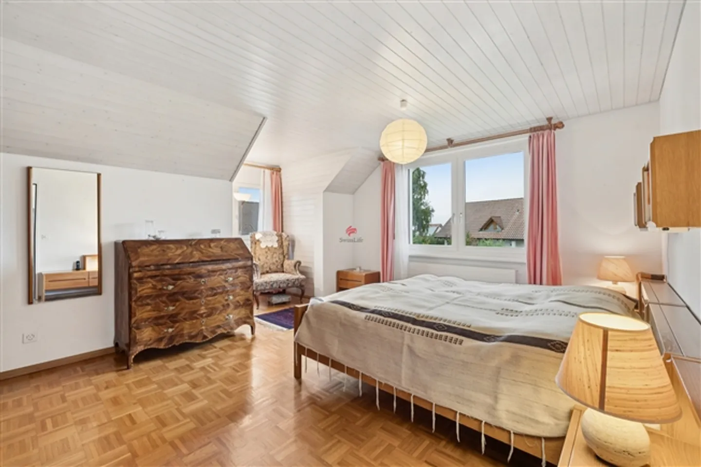 Move in and enjoy - Photo 7 of 16