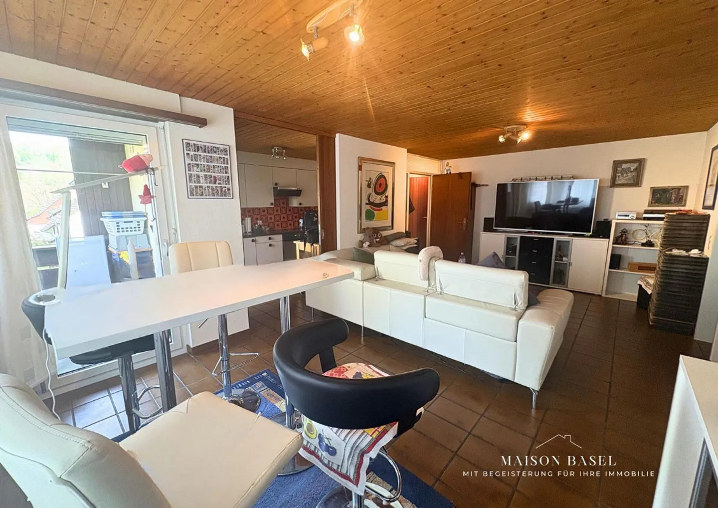 4-room apartment in Biel-Benken - Photo 3 of 11