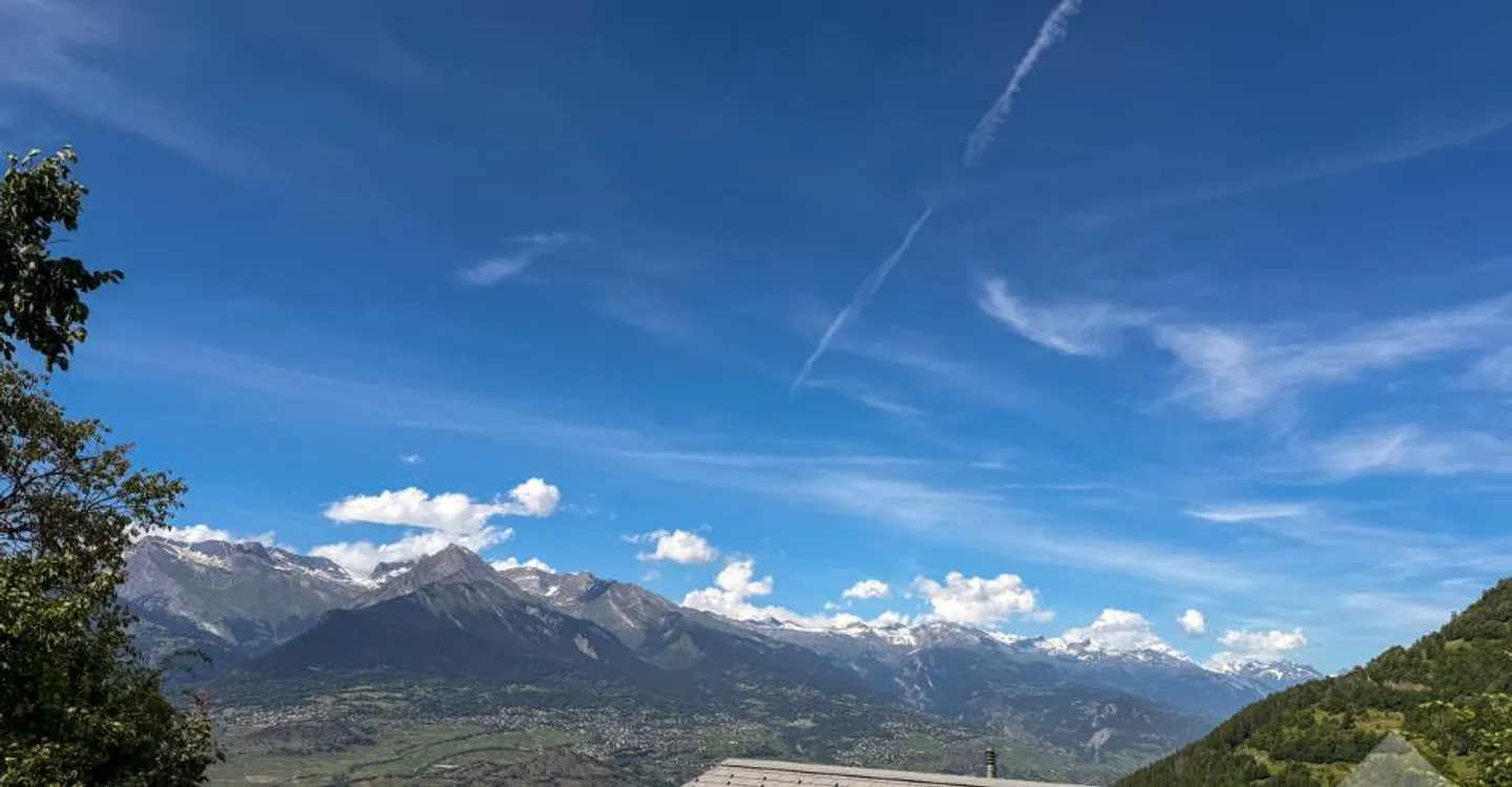 Terreno edificabile con vista alpina - Foto 1 di 7