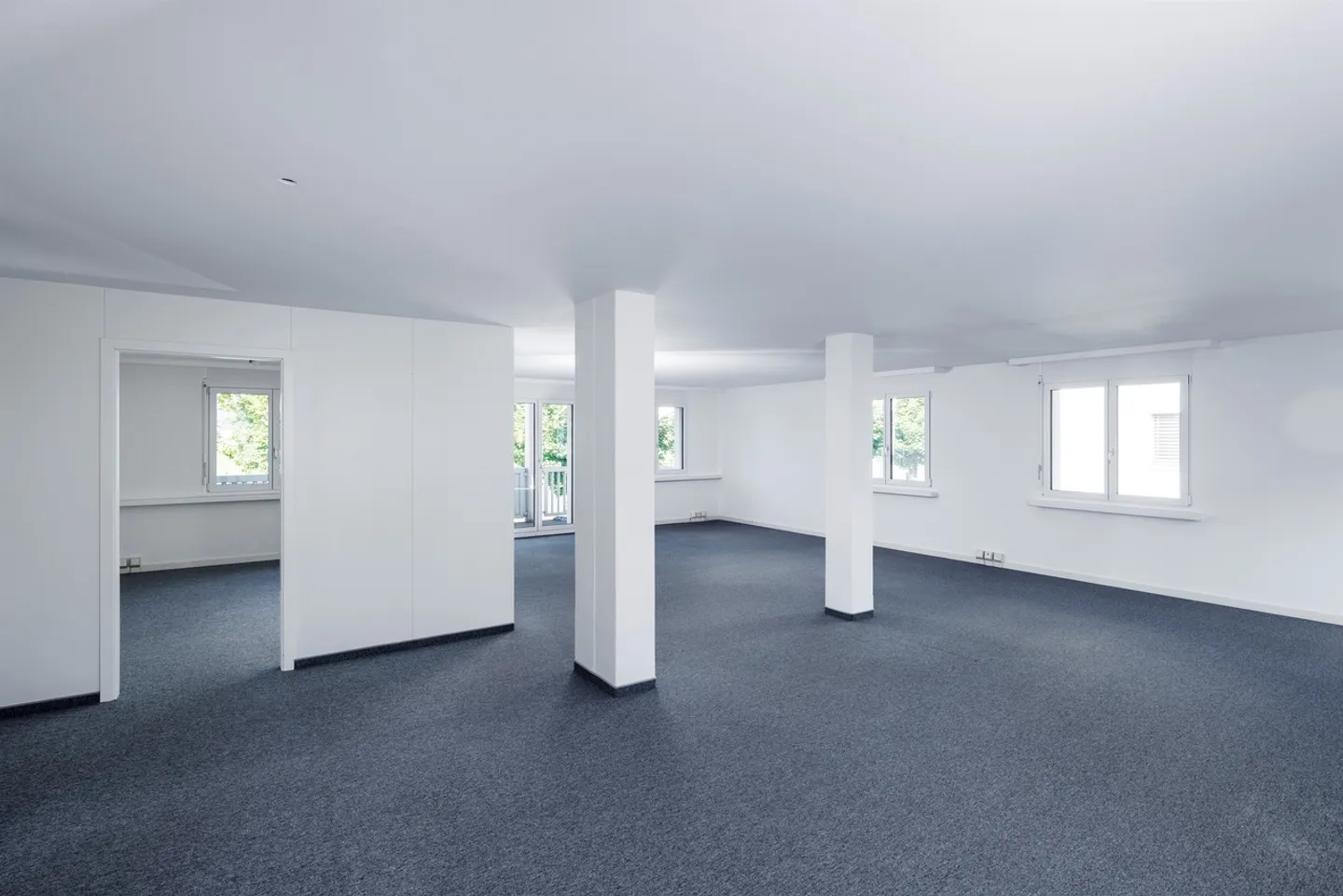 Office space for rent - Photo 5 of 10