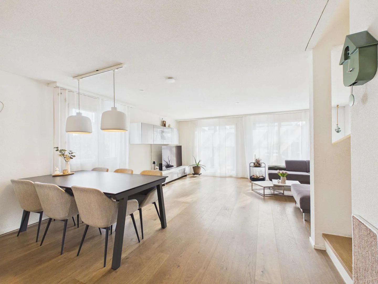 Sunny and attractive 5.5-room corner house with garden and plenty of space... - Photo 3 of 10