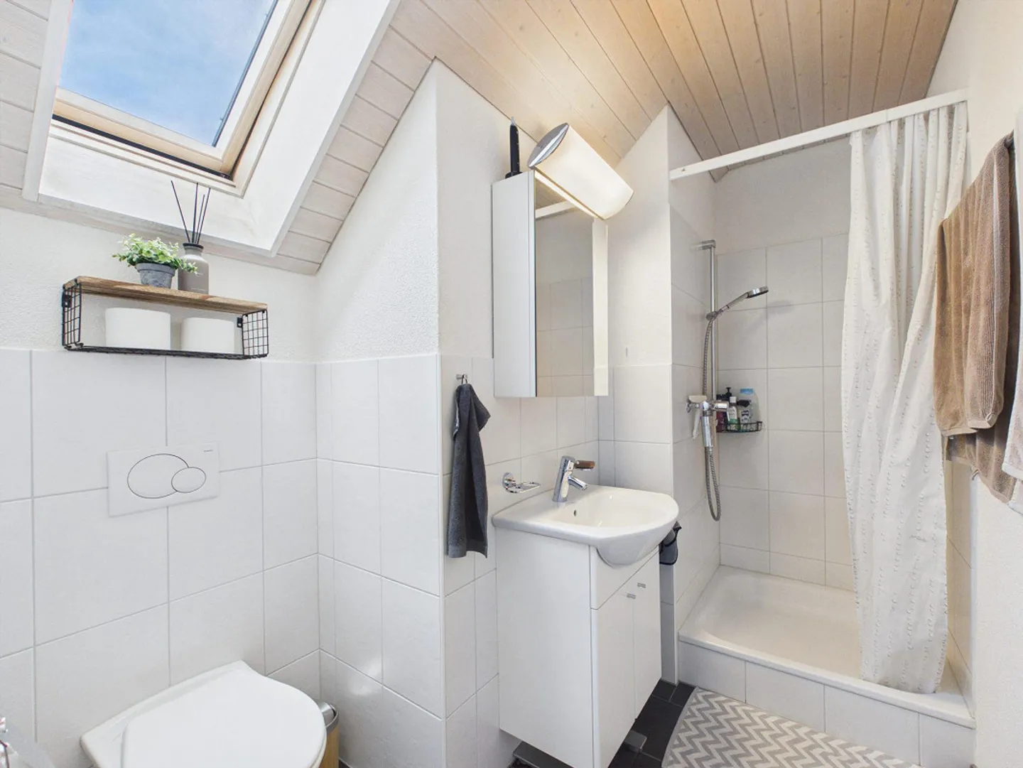 Sunny and attractive 5.5-room corner house with garden and plenty of space... - Photo 9 of 10