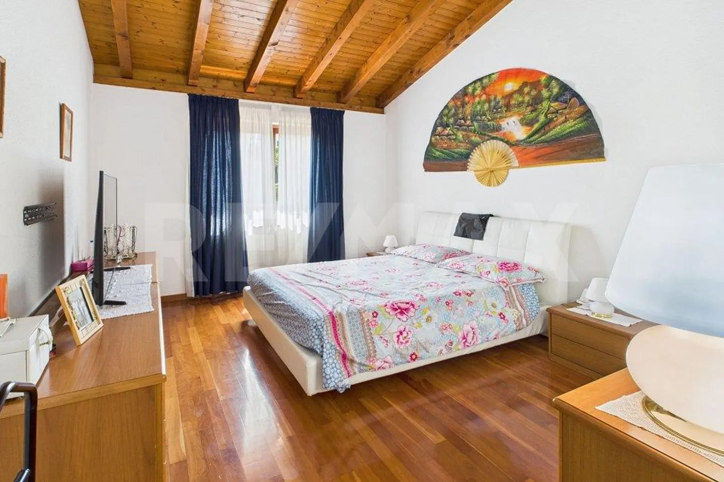 Independent villa with large garden and characteristic grotto in Taverne - Photo 12 of 13