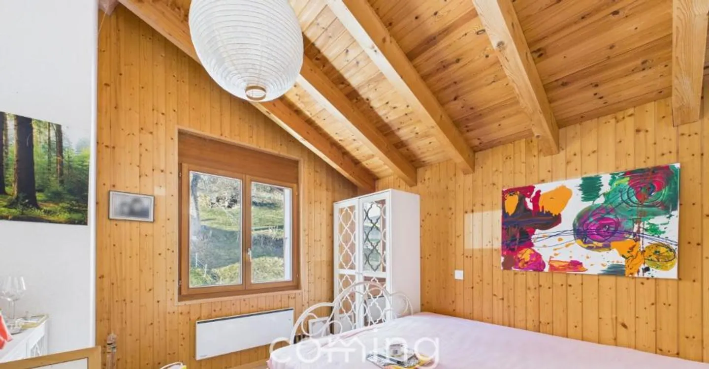 Living and building in Mund - 5.5-room chalet with garden and four W2 building plots - Photo 9 of 11