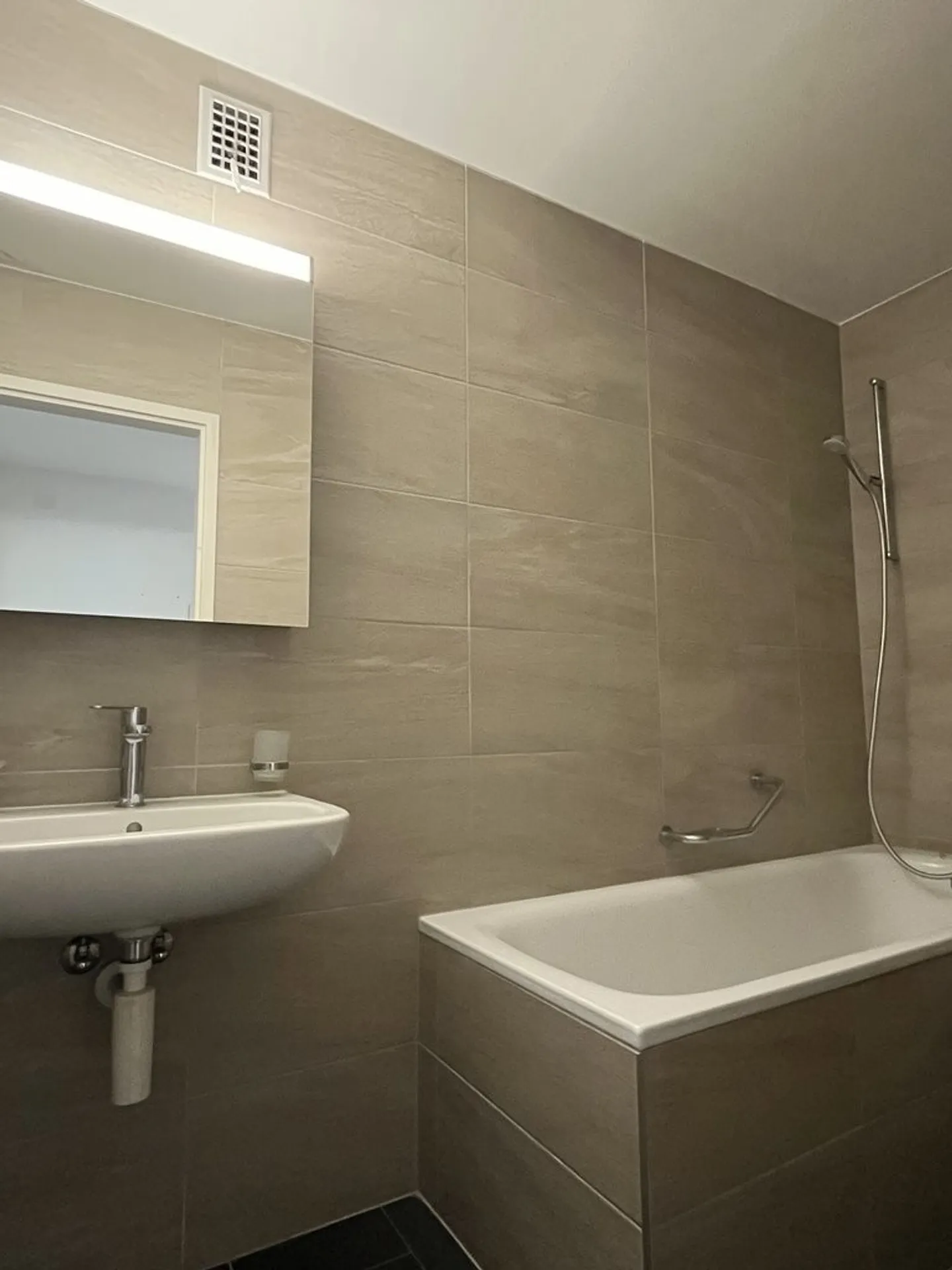 3.5 room apartment for rent in Pieterlen! - Photo 7 of 8