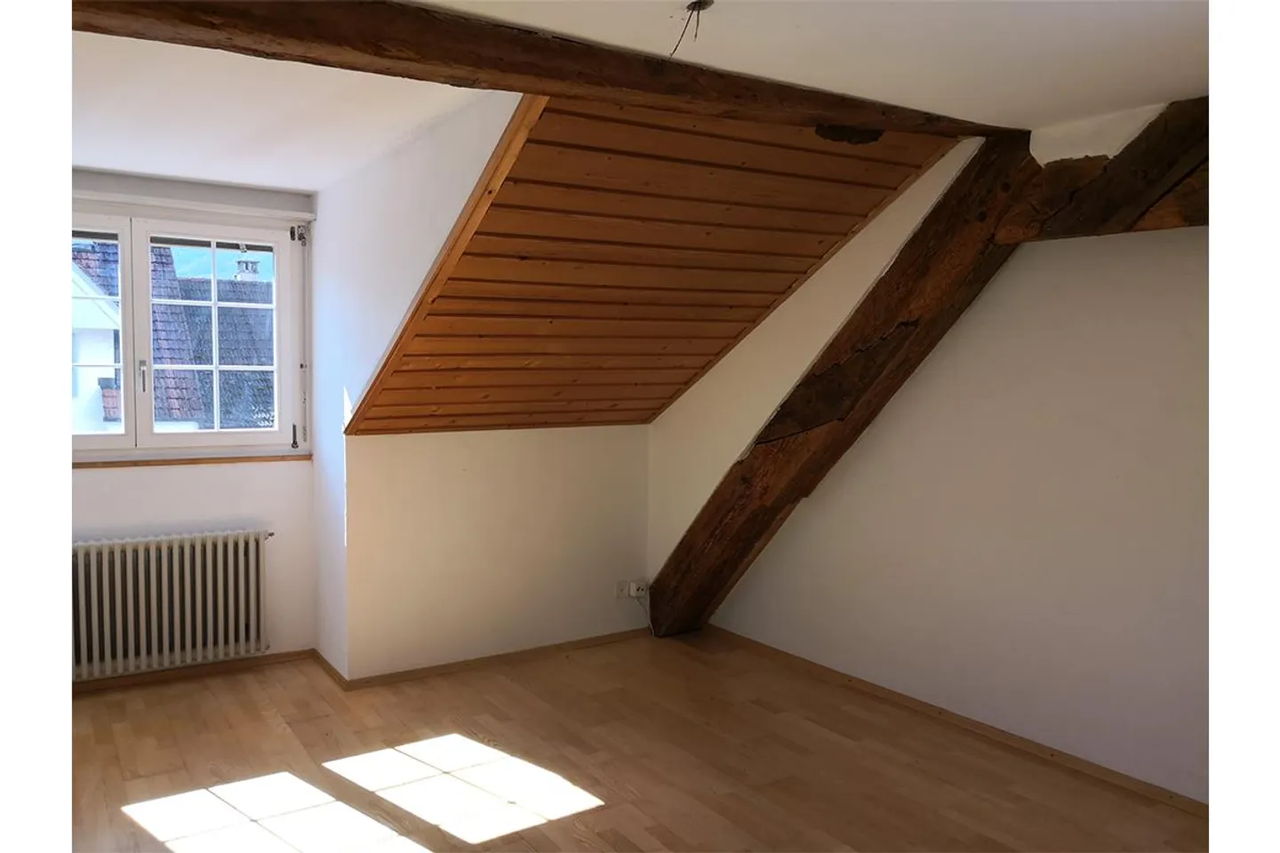 Residential and Commercial Building in the Heart of Gelterkinden - Photo 14 of 15