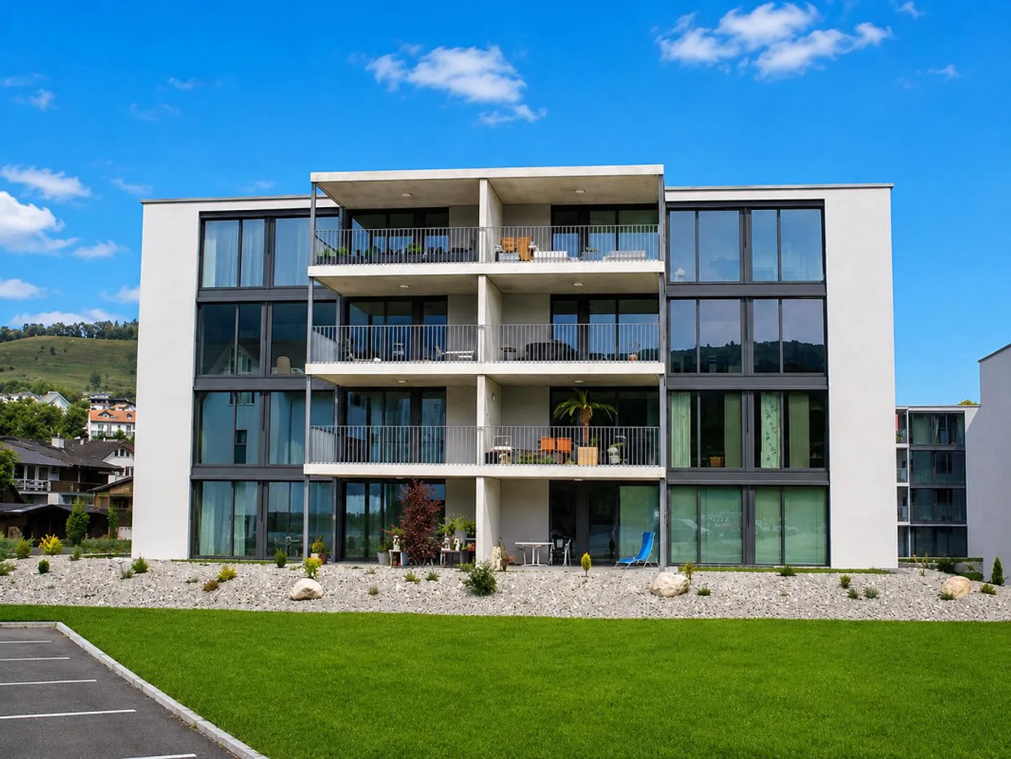 Modern 4.5 Room Ground Floor Apartment with Garden in Eichberg - Photo 1 of 5