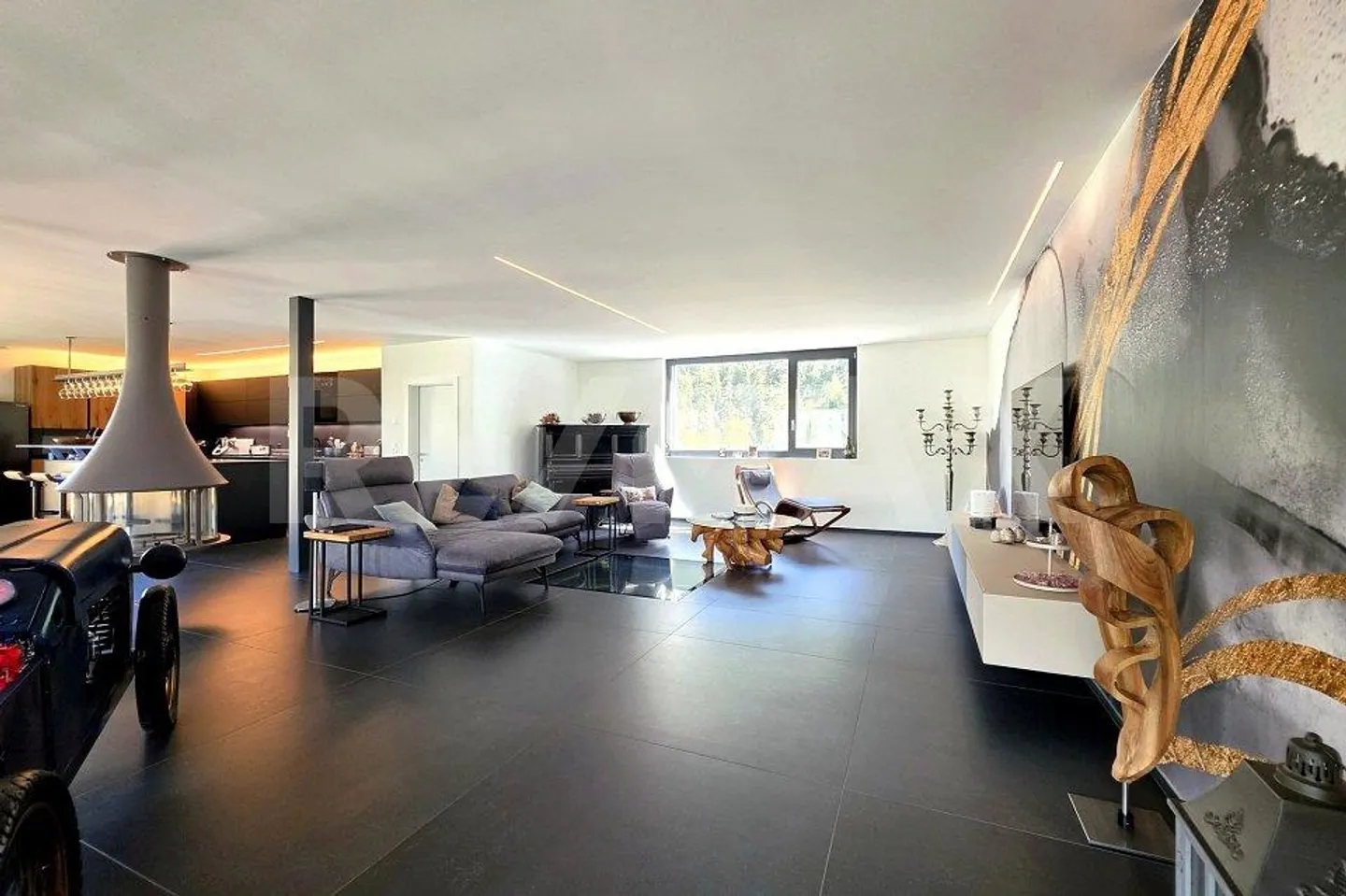 Modern villa with exclusive amenities and panoramic views over the Rhône... - Photo 3 of 13