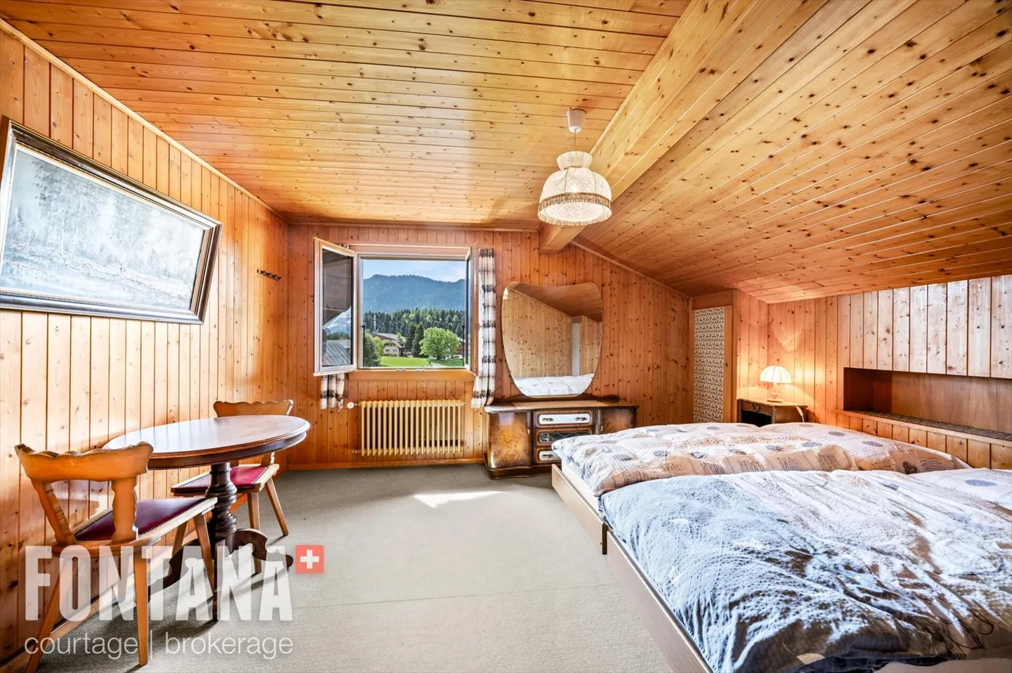 Chalet for sale - Photo 8 of 13
