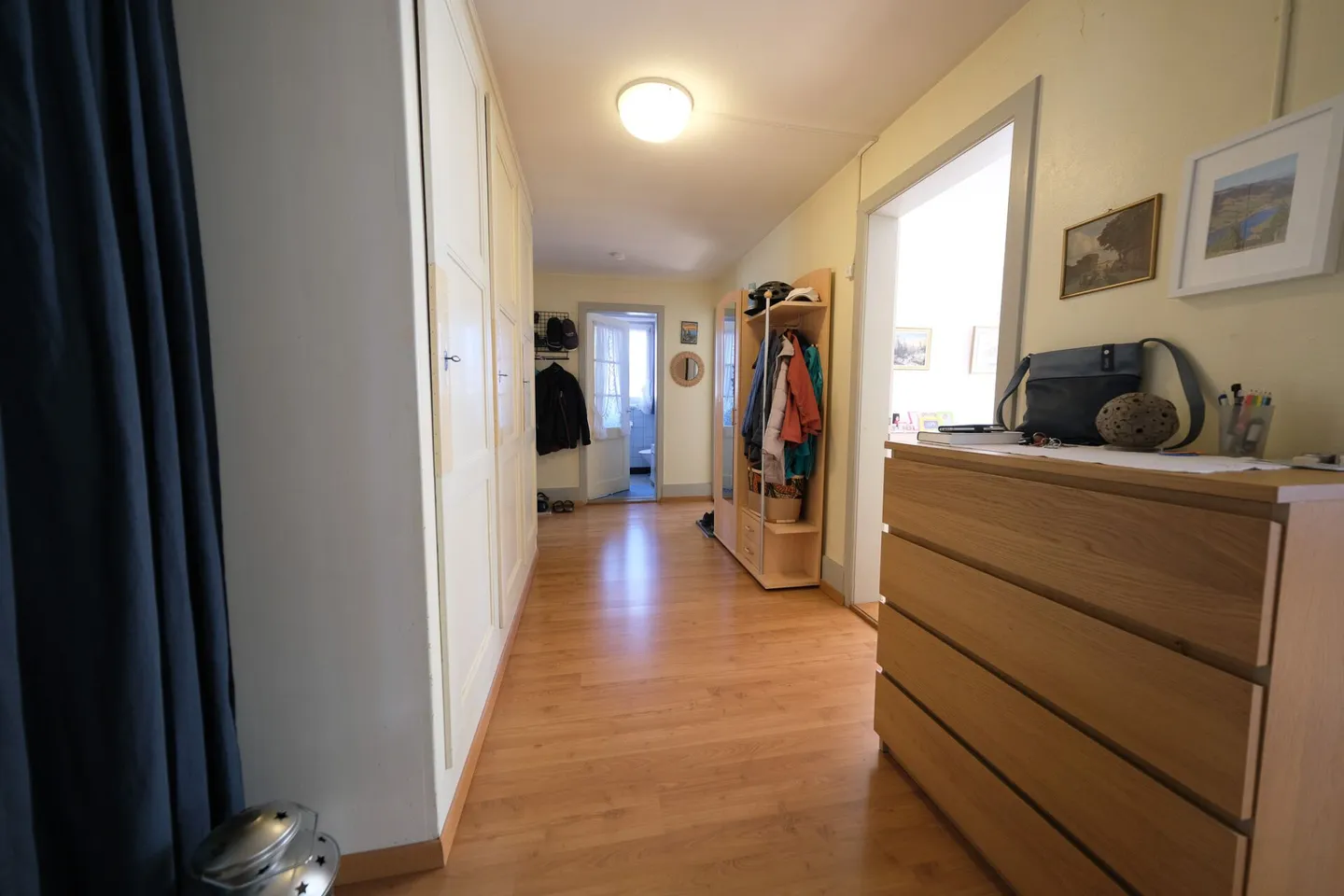 Appartement central de 5 pièces au 2ème étage - Photo 4 sur 20