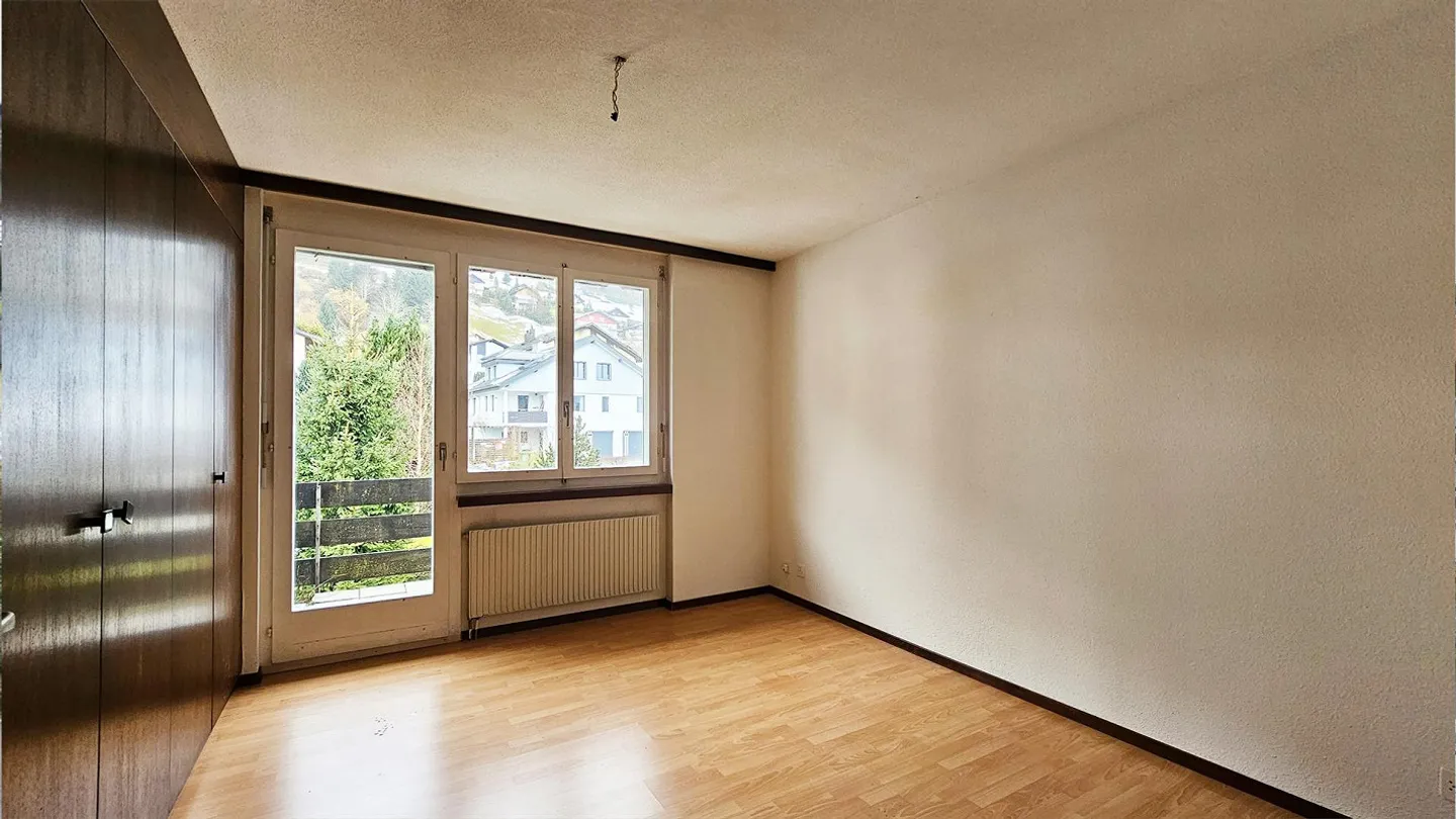 Appartamento in affitto 3,5 locali in posizione centrale con vista sul villaggio e sulla montagna - Foto 6 di 7