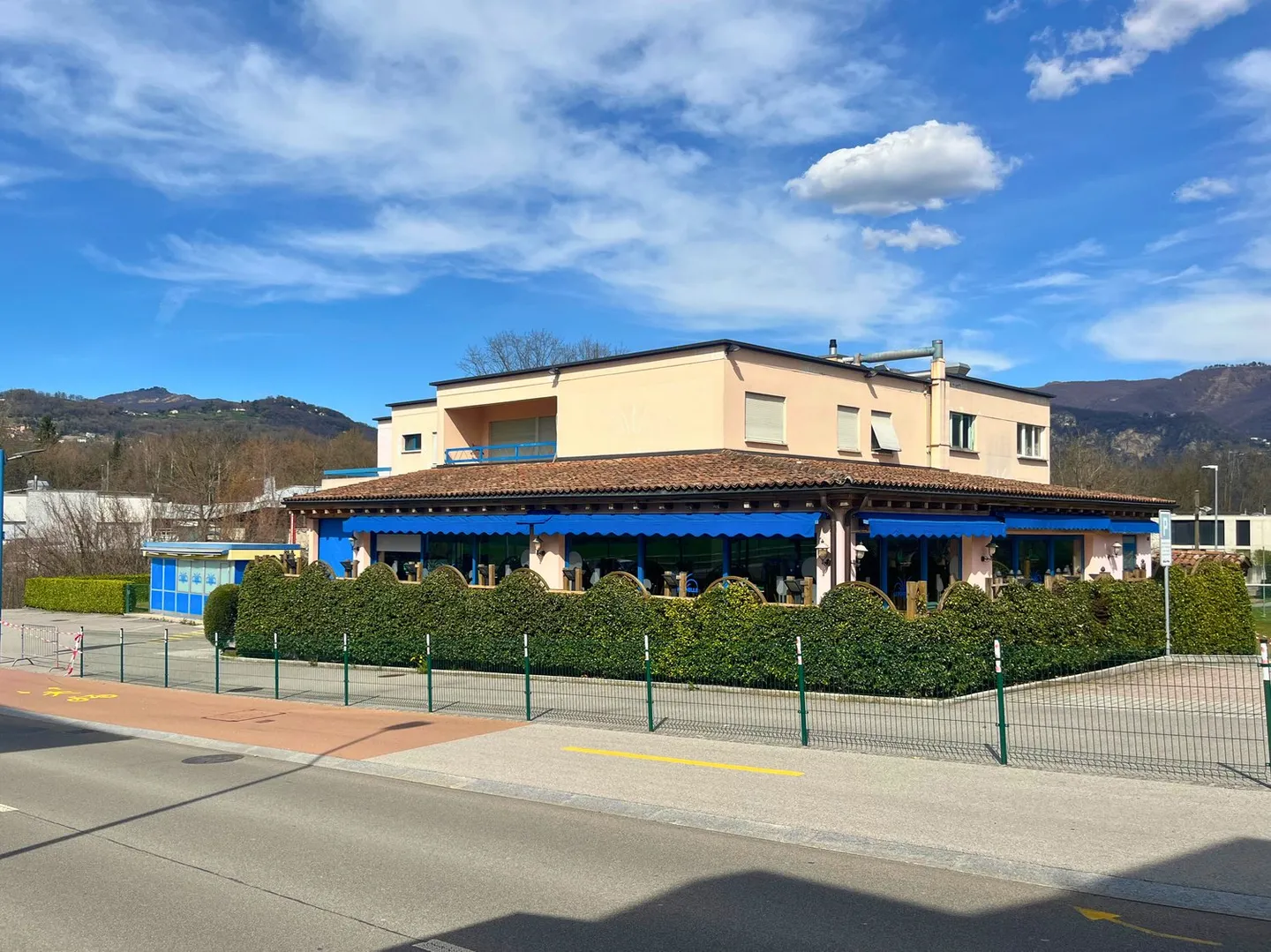 Immobile commerciale con funzione gastronomica e residenziale – Genestrerio - Foto 8 di 17